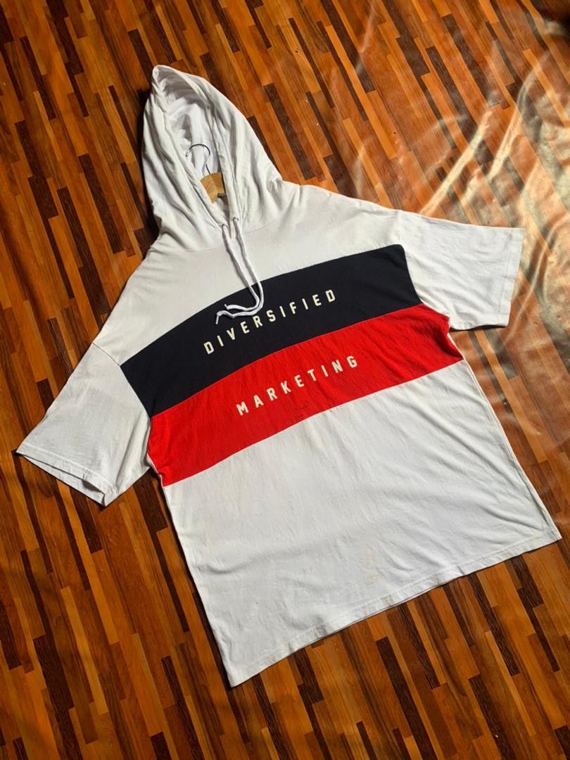Japanese Brand Modish Gaze Hoodies white black red diversified marketing Size US L / EU 52-54 / 3 - 1 Thumbnail