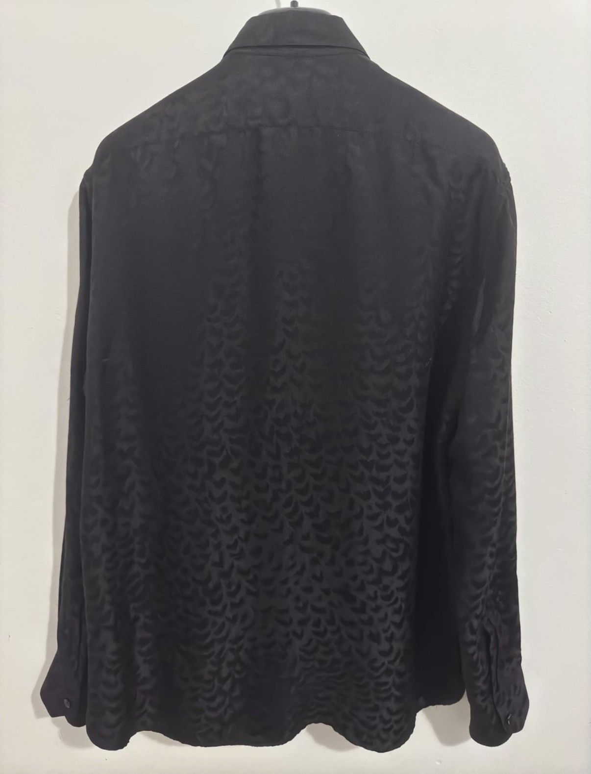 Saint Laurent Paris Saint Laurent Runway Silk Heart Dark Leopard Print Shirt Size US L / EU 52-54 / 3 - 2 Thumbnail
