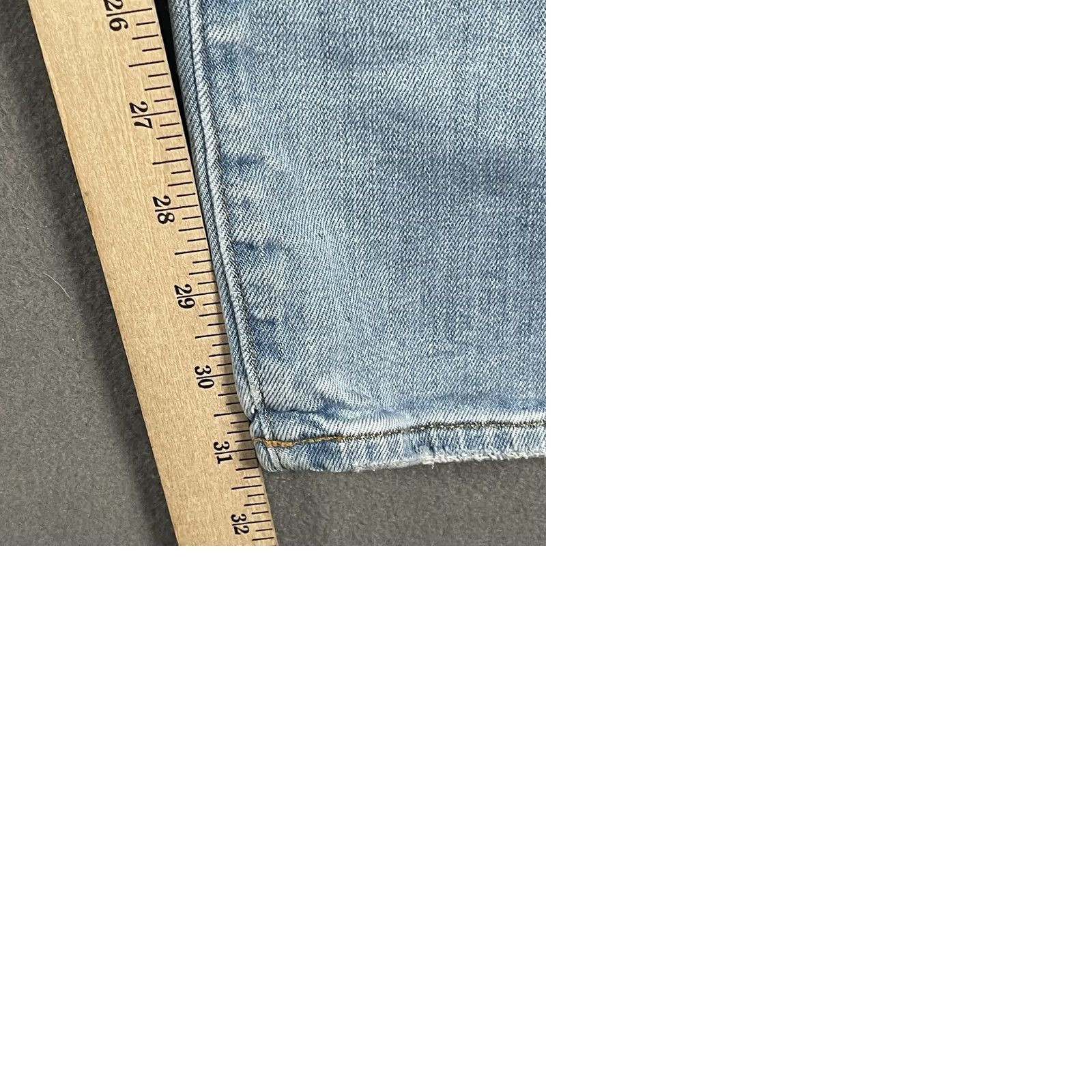American Eagle Outfitters American Eagle AE Jeans Mens 30x34 Light Wash Slim Cozy Air Flex Distressed Size US 30 / EU 46 - 9 Thumbnail