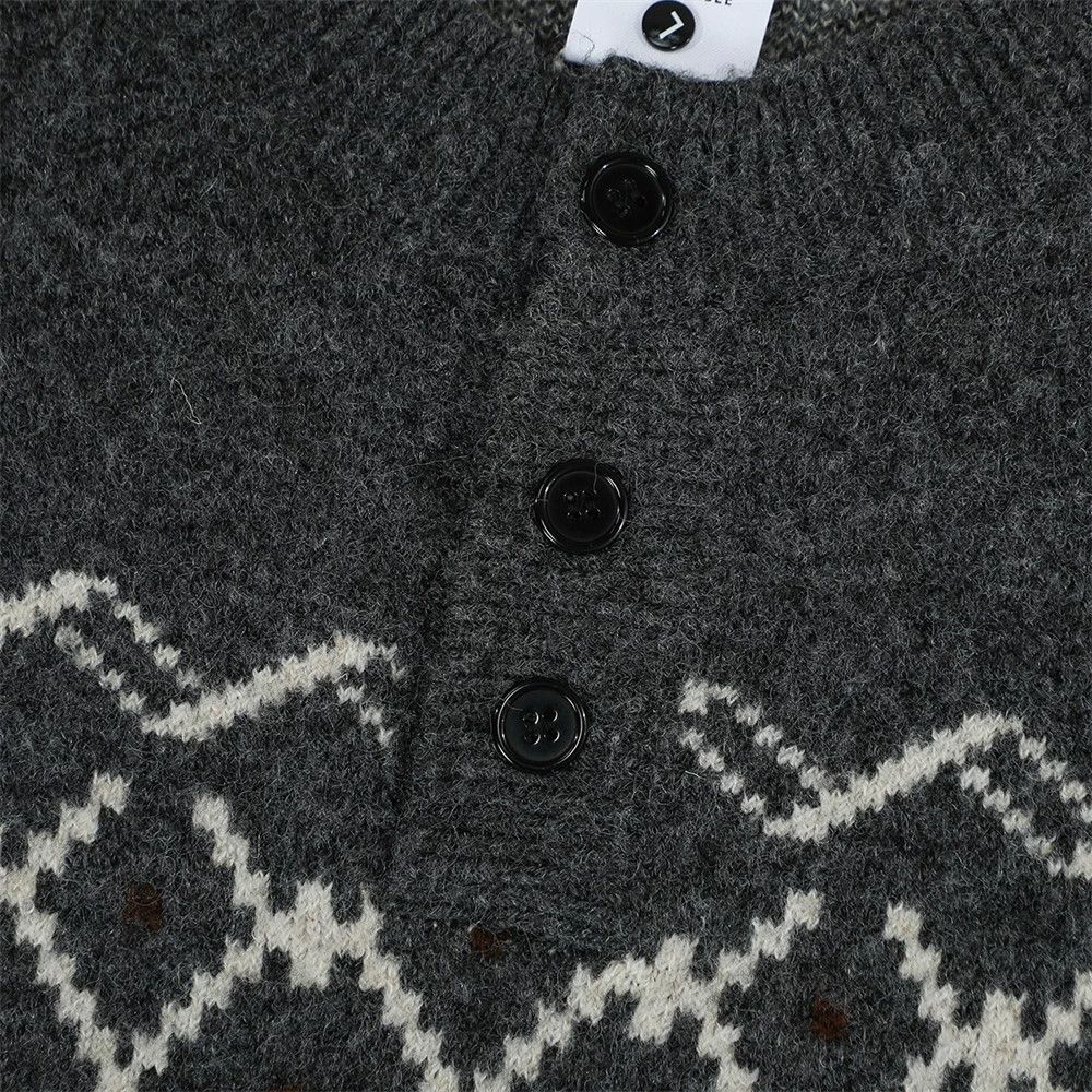 Vintage Men's vintage loose button jacquard knitted sweater Size US L / EU 52-54 / 3 - 3 Thumbnail
