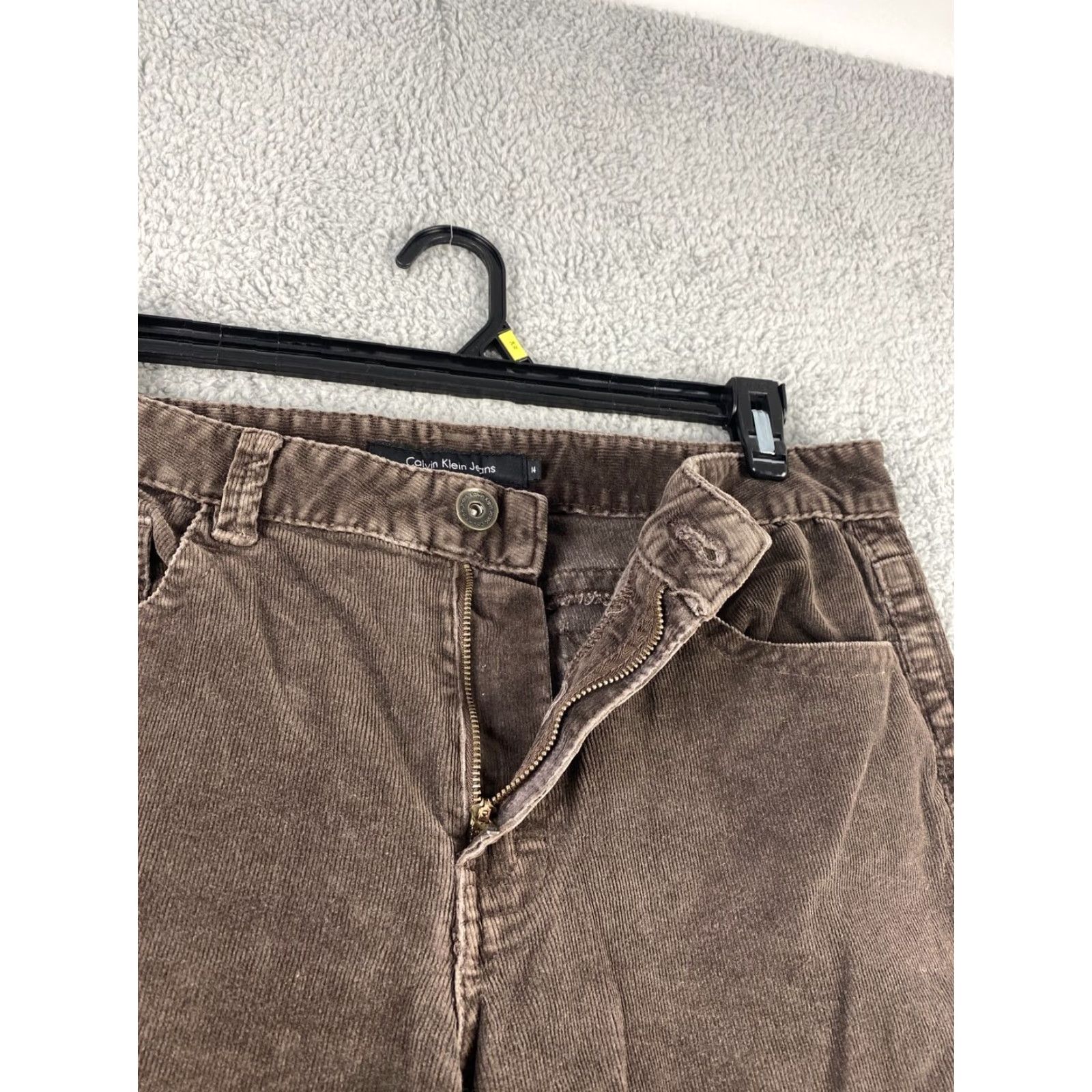 Calvin Klein VINTAGE? No. Calvin Klein Pants Corduroy Bootcut Women 14 Regular Inseam 29 Stretch Brown 42-22 Size 36" / US 14 / IT 50 - 3 Thumbnail