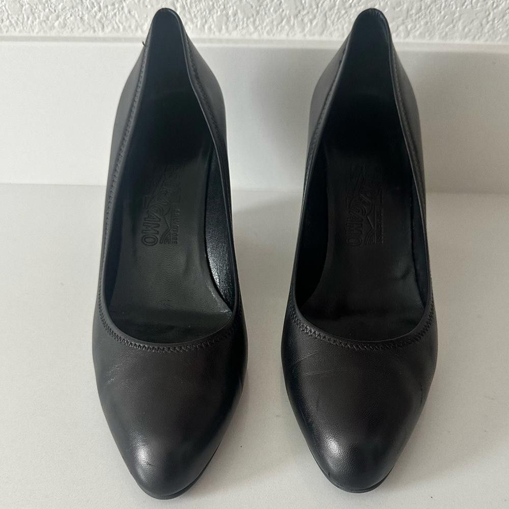 Salvatore Ferragamo Salvatore Ferragamo Fondente Black Wedge Pumps Leather 8.5 Size US 8.5 / IT 38.5 - 3 Thumbnail