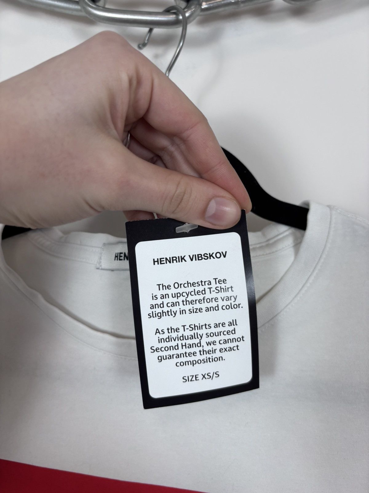 Henrik Vibskov Henrik Vibskov The Orchestra NWT Men’s Big Logo White Tee Size US S / EU 44-46 / 1 - 13 Thumbnail
