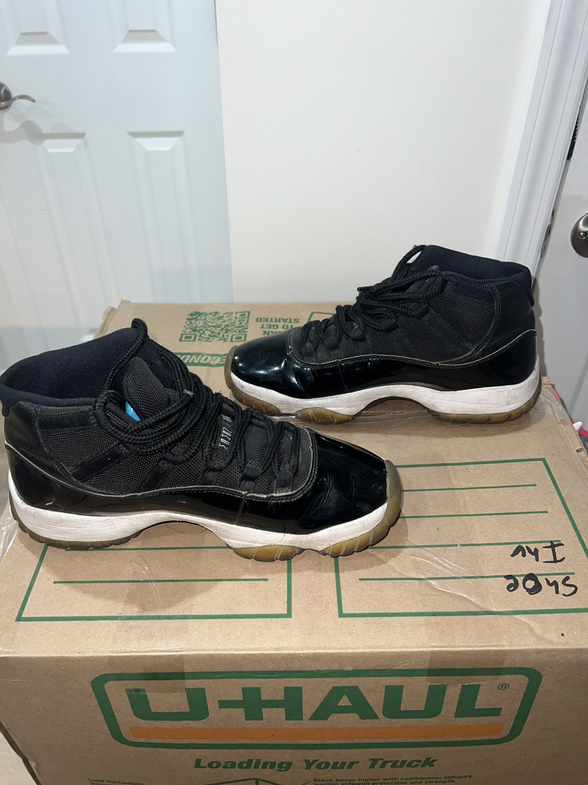 Jordan Brand Jordan 11 Retro ‘Space Jam’ (2016) size 8.5 Size US 8.5 / EU 41-42 - 4 Thumbnail