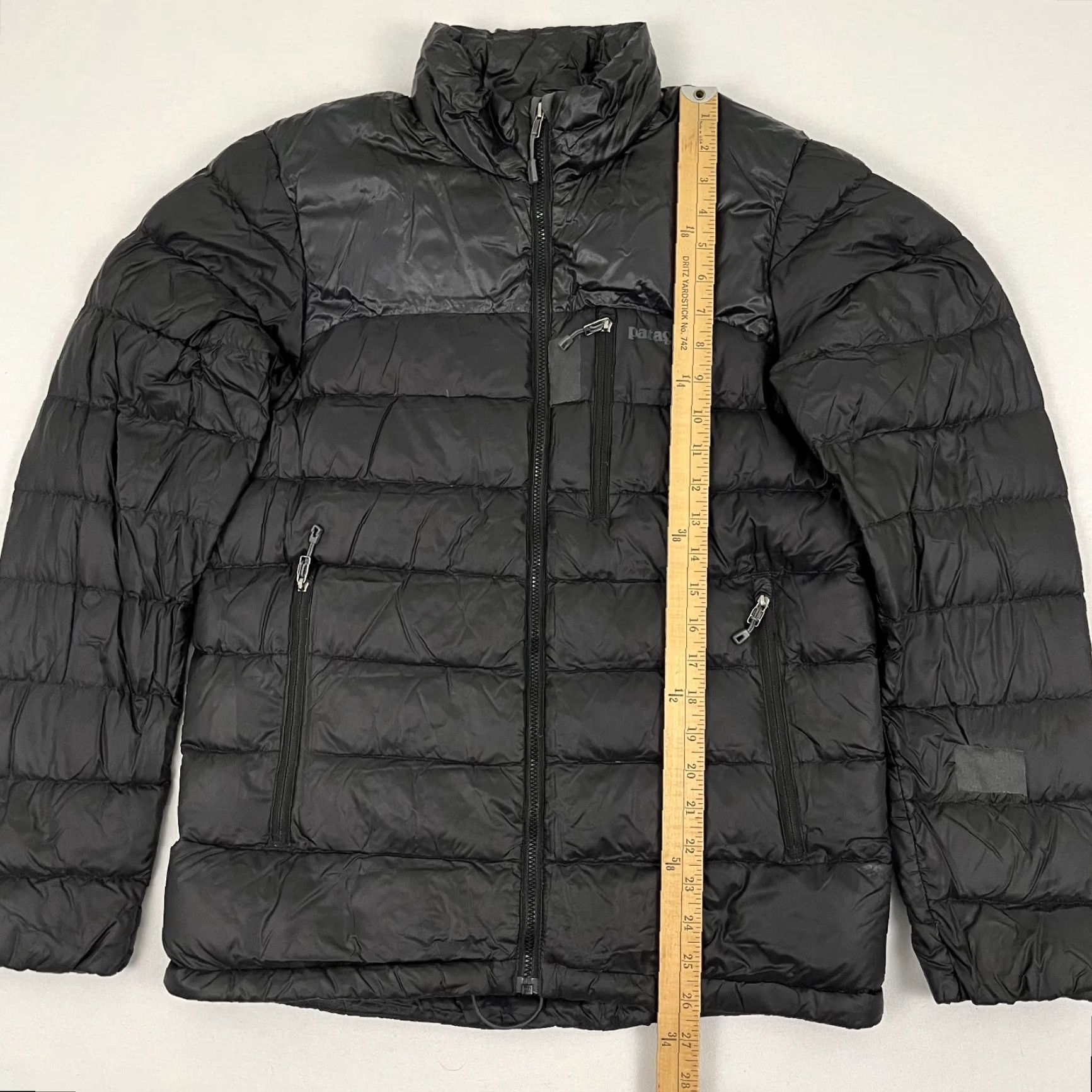 Patagonia Patagonia Jacket Men S Down Fitz Roy Black Puffer Quilted Coat Winter Bodywarmer Zip Mid-Length Size US S / EU 44-46 / 1 - 4 Thumbnail
