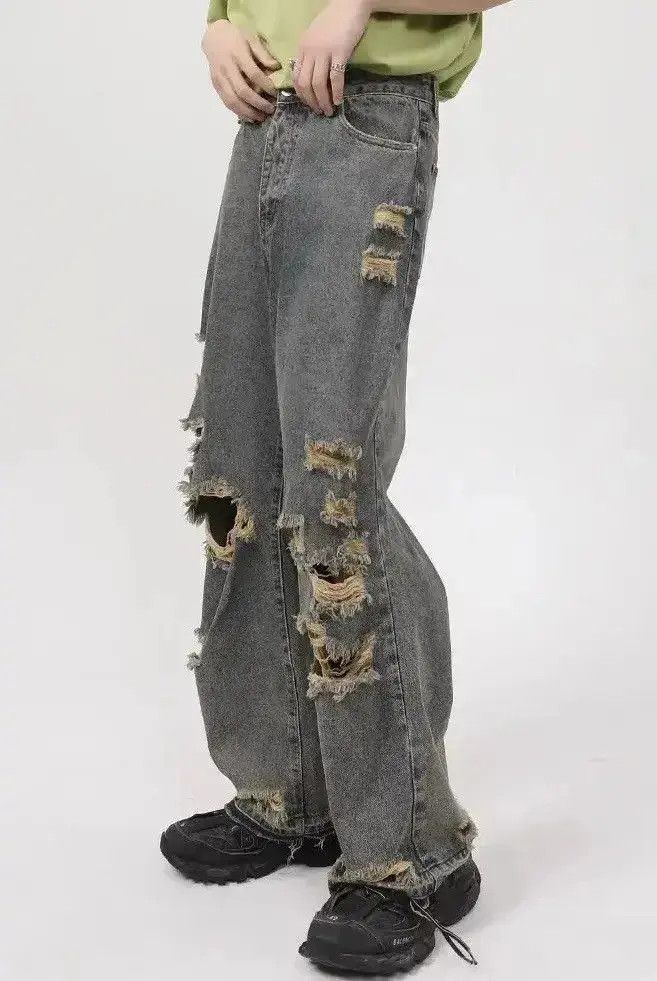 Japanese Brand Distressed denim hole jeans y2k pants Size US 32 / EU 48 - 2 Thumbnail