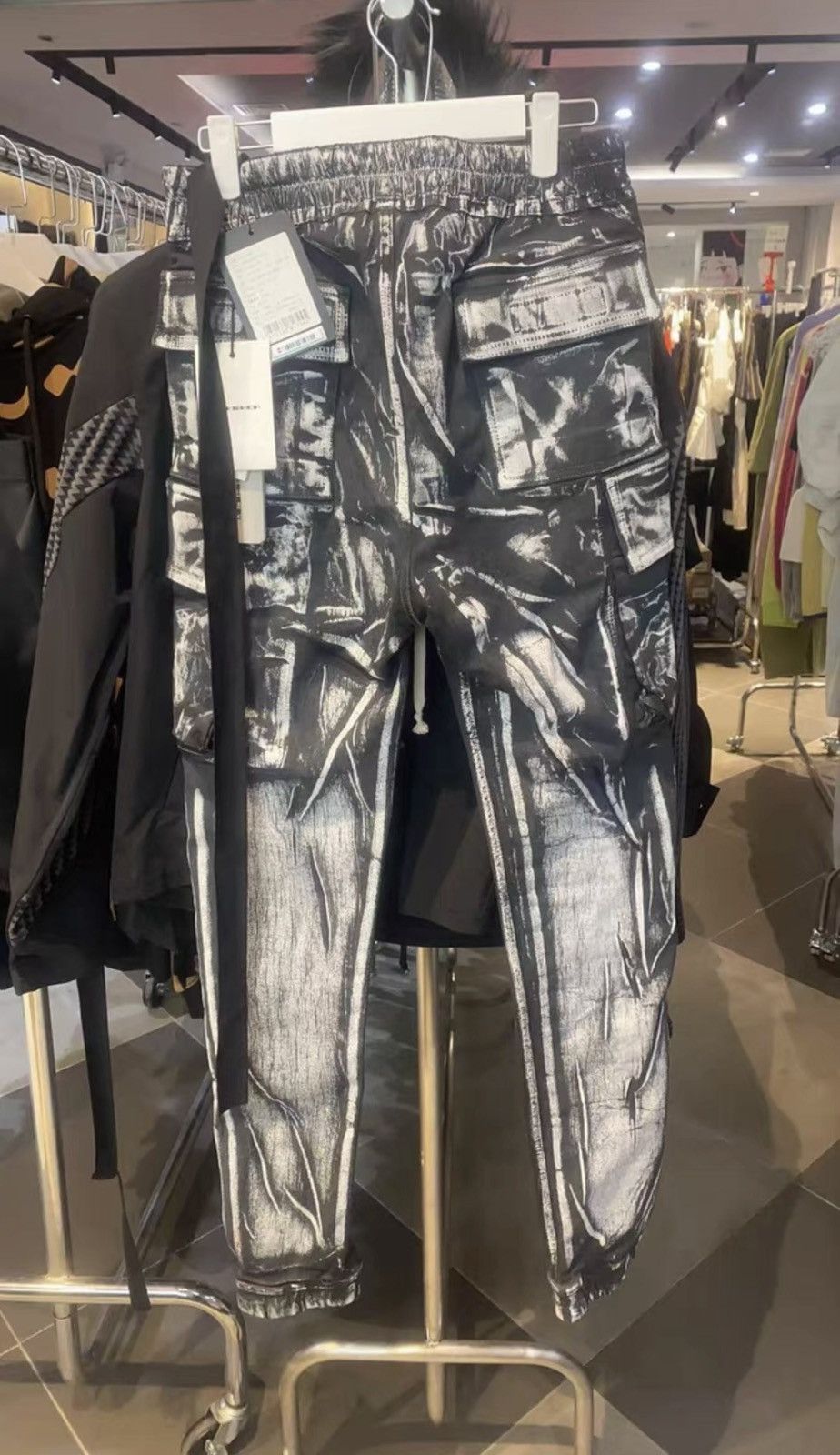 Rick Owens Rick Owens DRKSHDW Splatter Print Cargo Pants Size US 33 - 3 Thumbnail