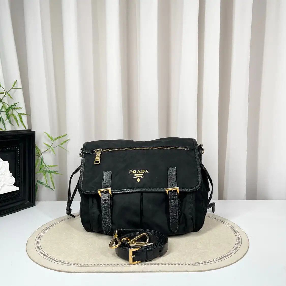 Prada PRADA Vela Messenger Bag black nylon crossbody bag Size ONE SIZE - 1 Thumbnail