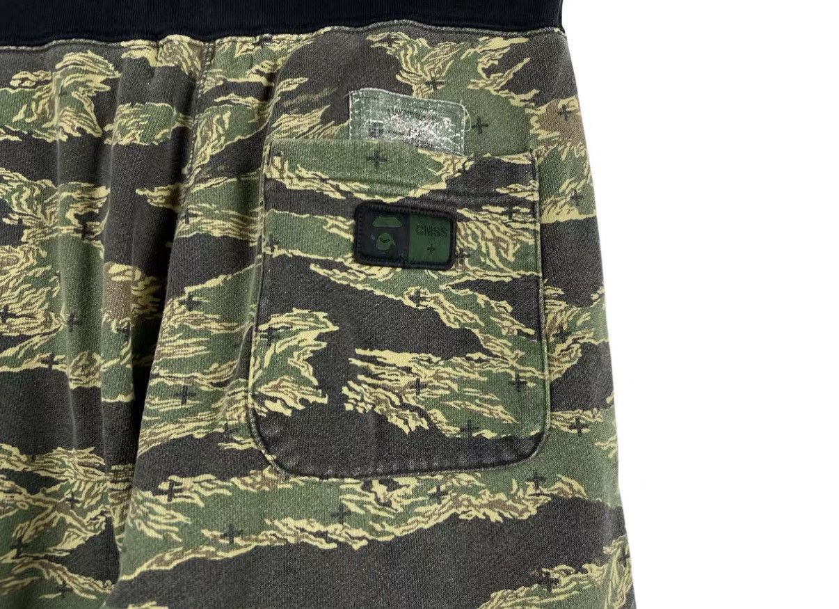 Bape Bape x CMSS Tiger Camo Track Pants J31 Size US 32 / EU 48 - 4 Thumbnail