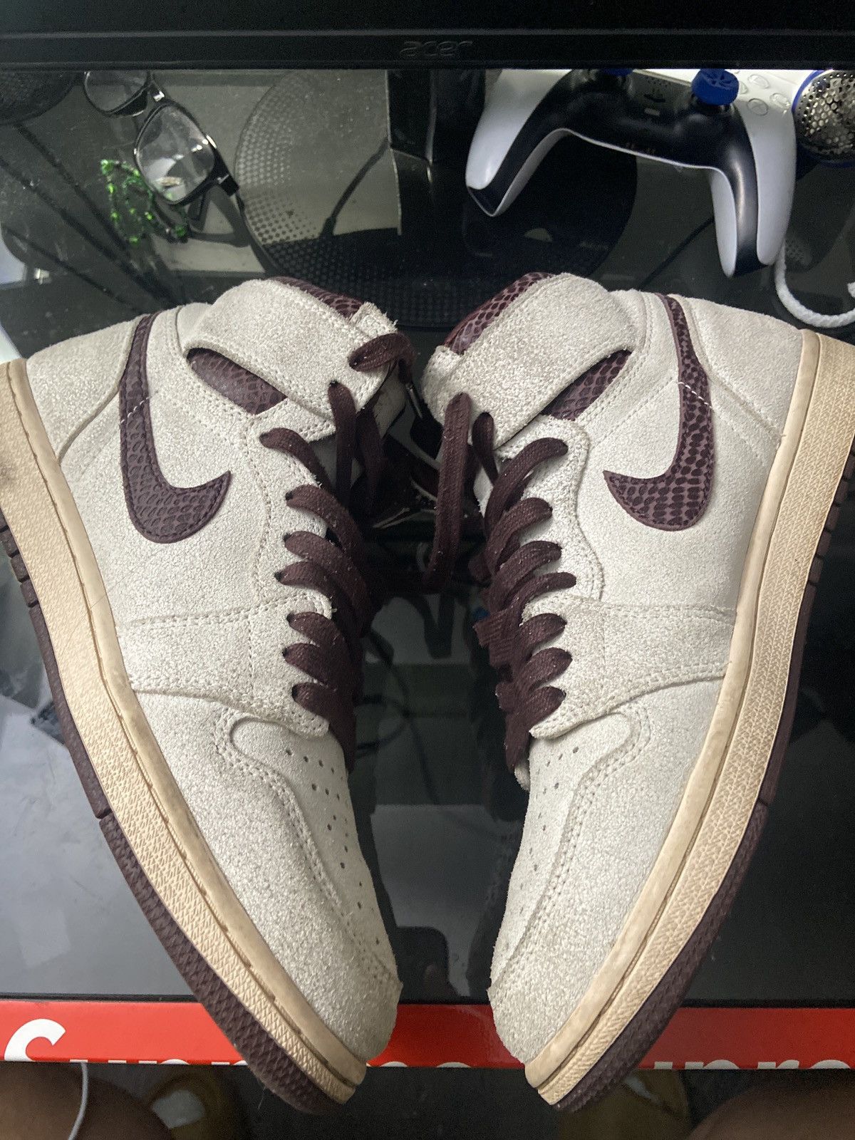 A Ma Maniere × Jordan Brand × Nike AJ 1 x A Ma Maniere Size US 9.5 / EU 42-43 - 3 Thumbnail