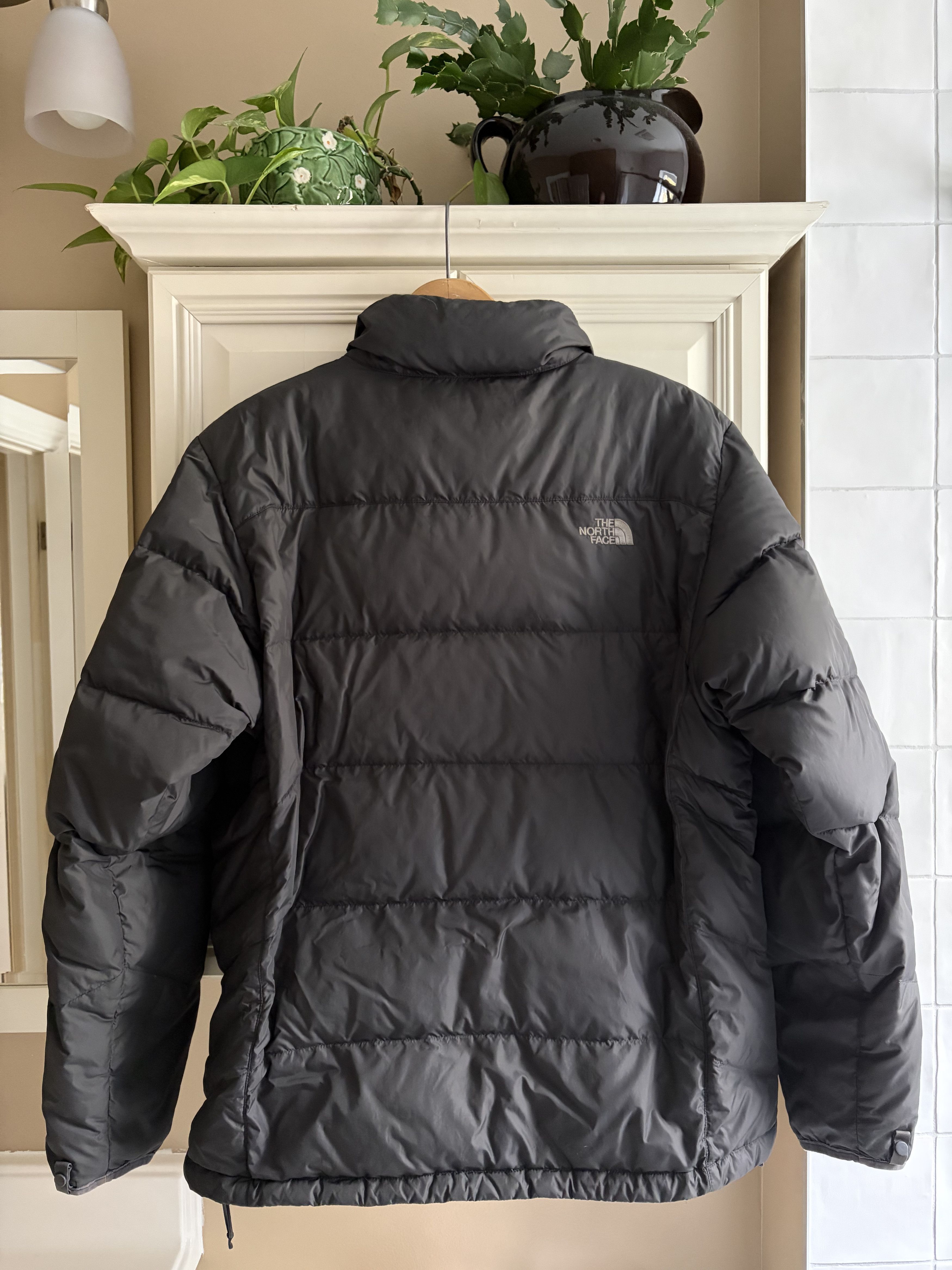 The North Face Vintage The North Face Nuptse 550 Down Puffer Jacket Size US L / EU 52-54 / 3 - 5 Thumbnail