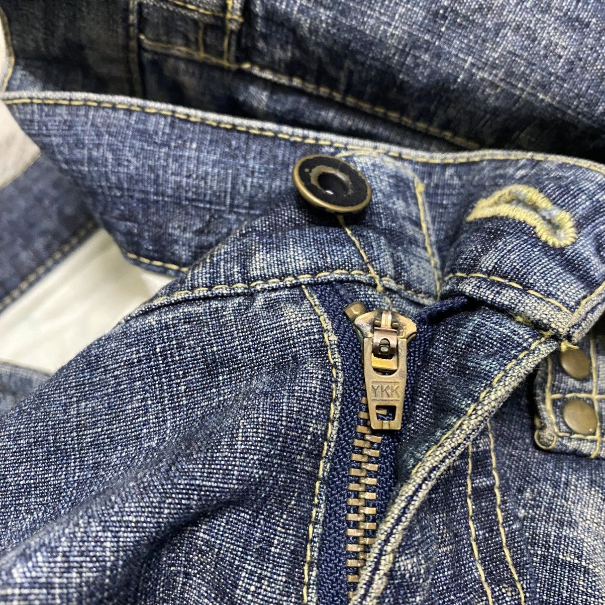 ABAHOUSE ABAHOUSE Rusty Denim Studded Jeans Size US 31 - 20 Thumbnail