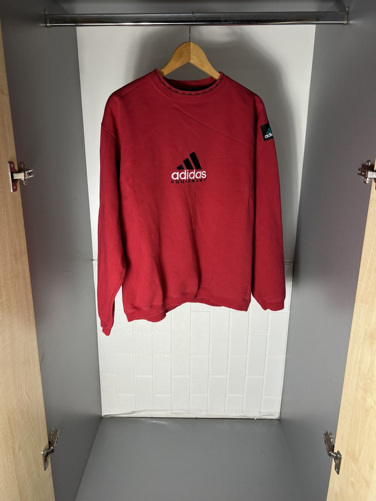 Adidas VINTAGE ADIDAS ORIGINAL EQUIPMENT RETRO SWEATSHIRT Y2K 90s Size US L / EU 52-54 / 3 - 2 Thumbnail