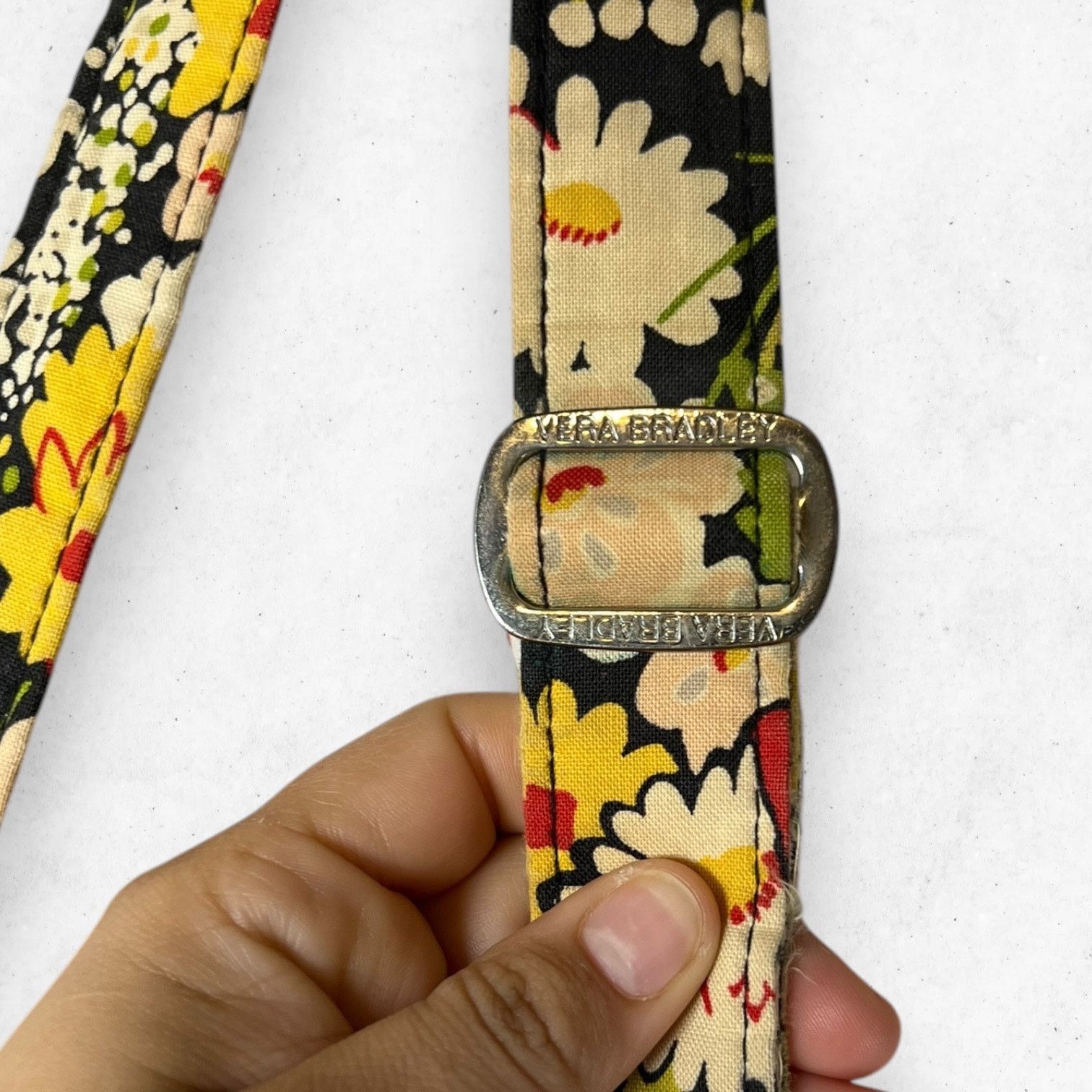 Vera Bradley Vera Bradley Retired Poppy Fields Crossbody Zip DAMAGED! Size ONE SIZE - 8 Thumbnail