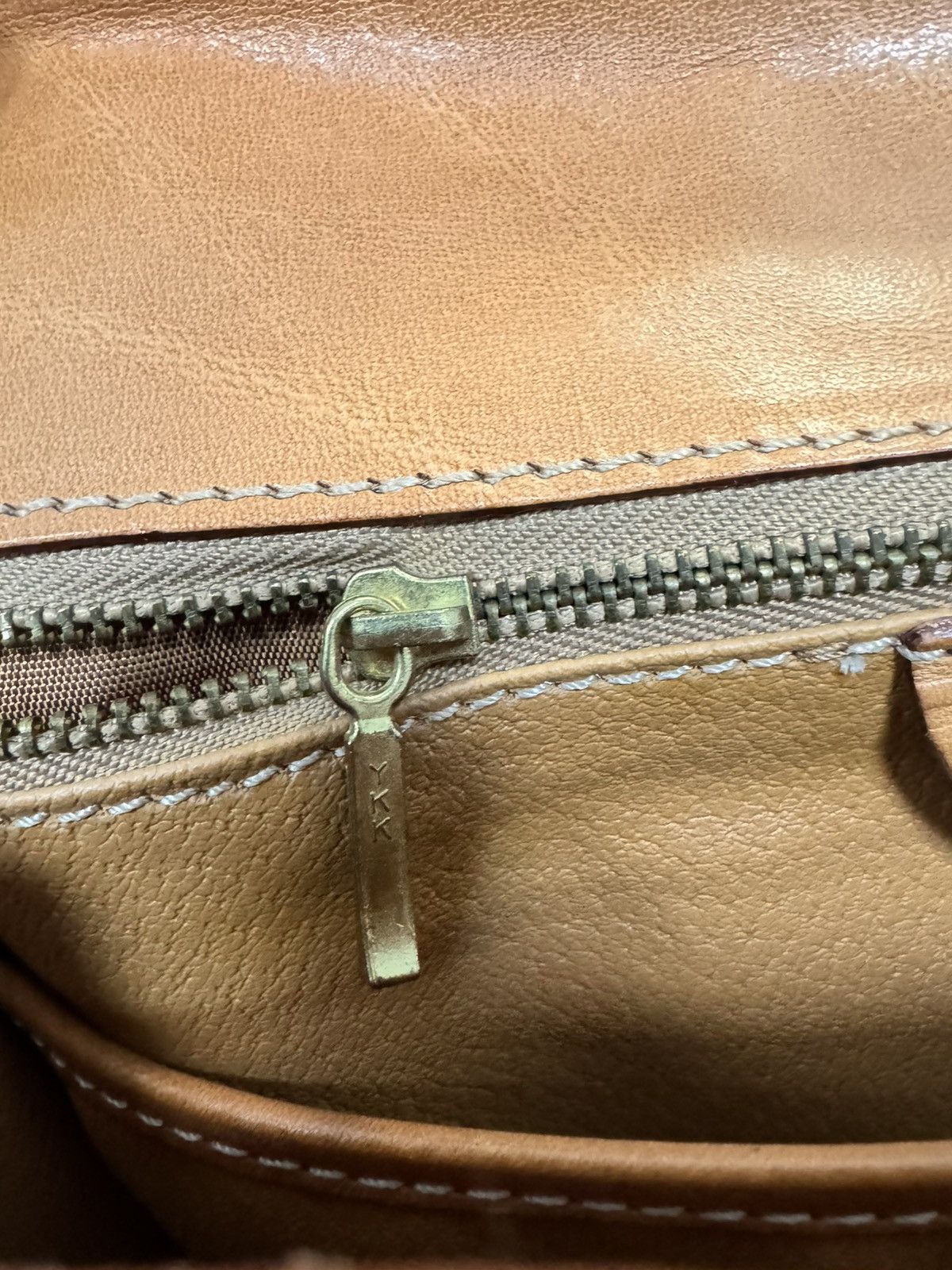 Celine Monogram Celine Leather hand bag luxury Size ONE SIZE - 18 Thumbnail