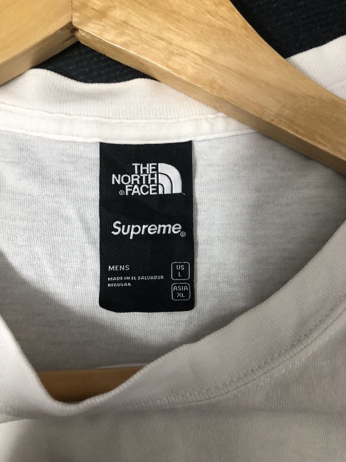 Liberty London × Supreme × The North Face The North Face X Supreme Size US L / EU 52-54 / 3 - 5 Thumbnail