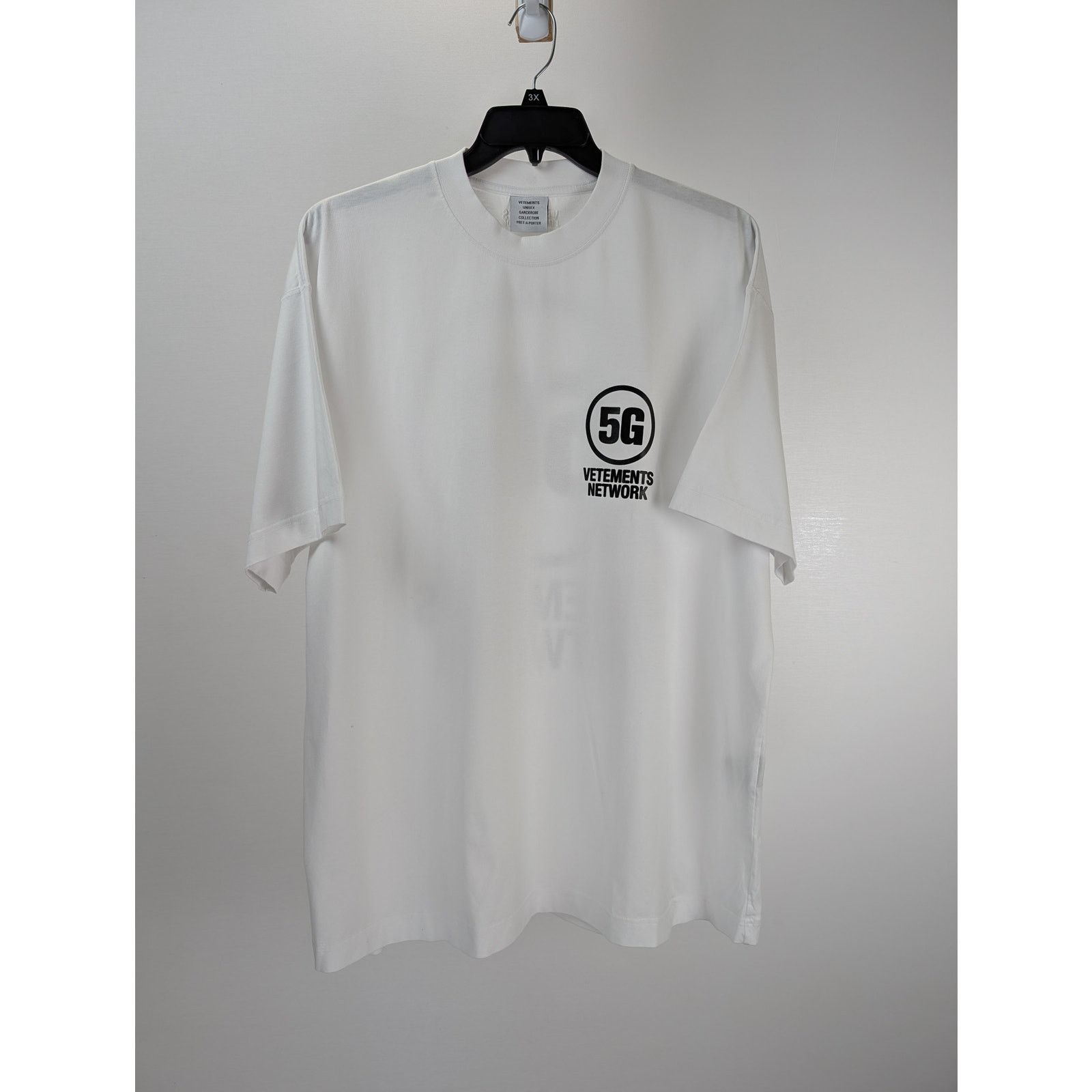 Vetements Vetements Elephant In The Room Runway T-Shirt