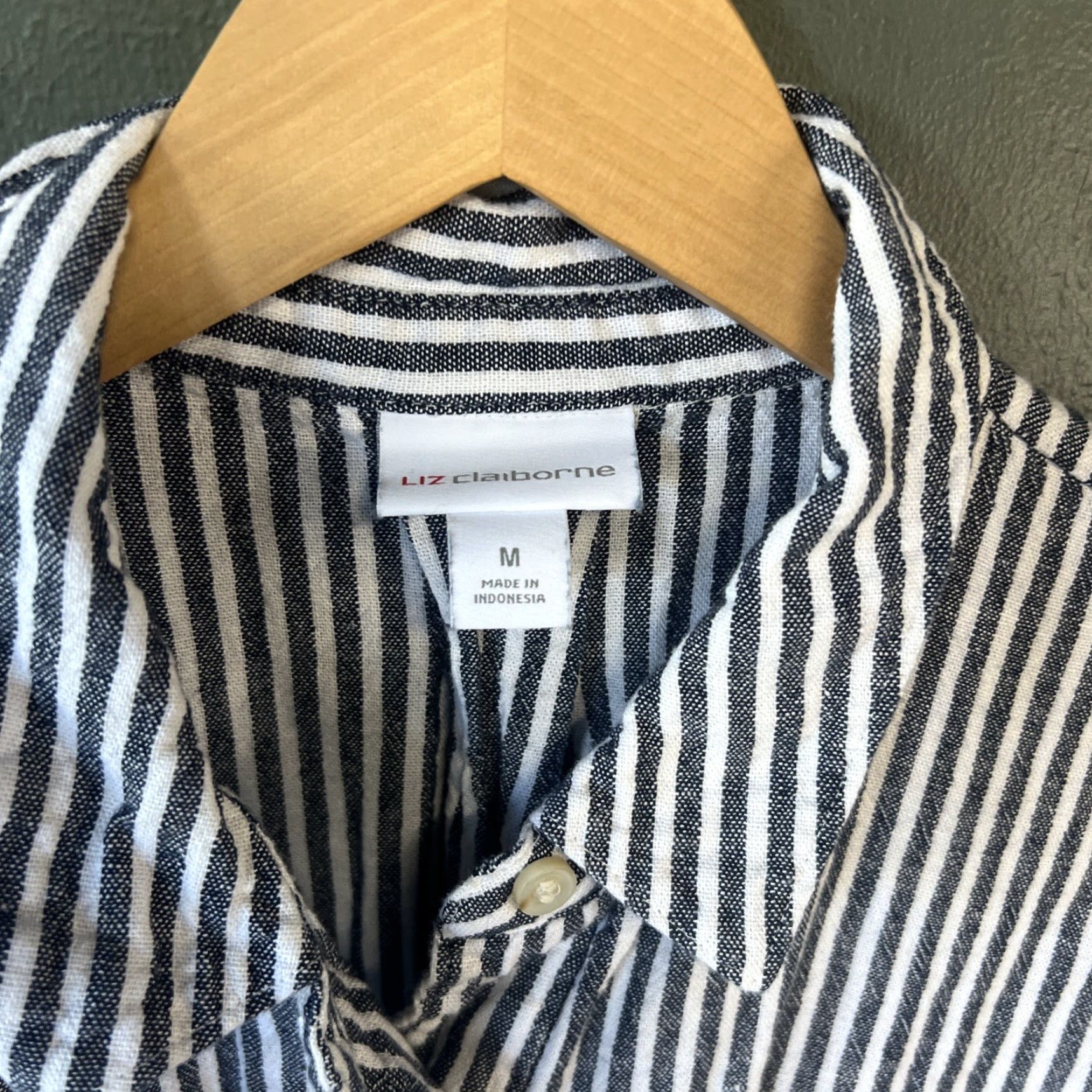 Liz Claiborne Liz Claiborne Romper M Short Sleeve Multicolor Linen Blend Striped Elastic Waist Pockets Button Front Size 32" / US 10 / IT 46 - 2 Thumbnail