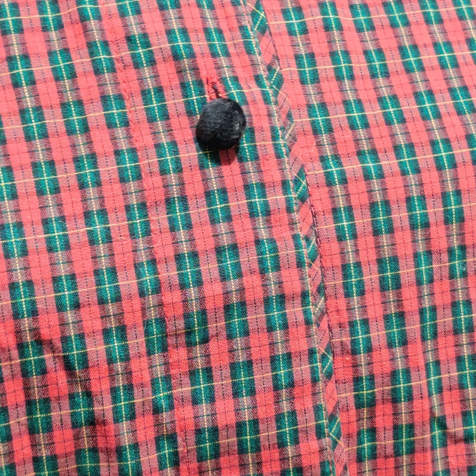 Vintage Vintage Karen Scott M Red Green Plaid Button Shirt Embroider Size M / US 6-8 / IT 42-44 - 9 Thumbnail