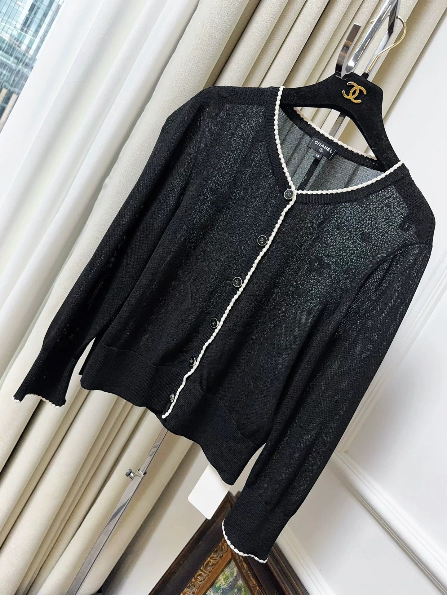 Chanel Chanel Black White Knit Cardigan Coat Size US M / EU 48-50 / 2 - 1 Thumbnail