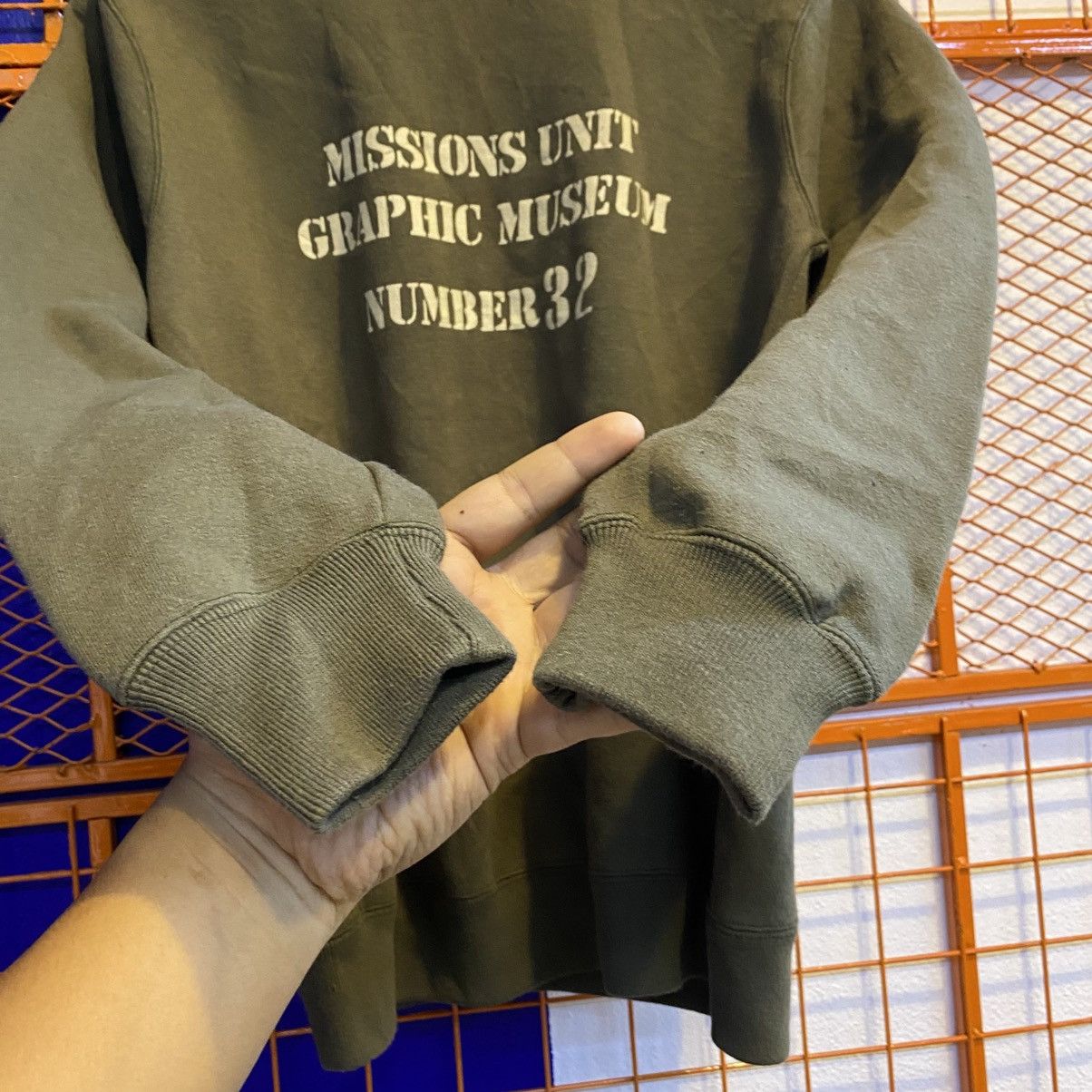 Vintage Vintage Union Made Graphic Museum Sweatshirt Size US M / EU 48-50 / 2 - 3 Thumbnail