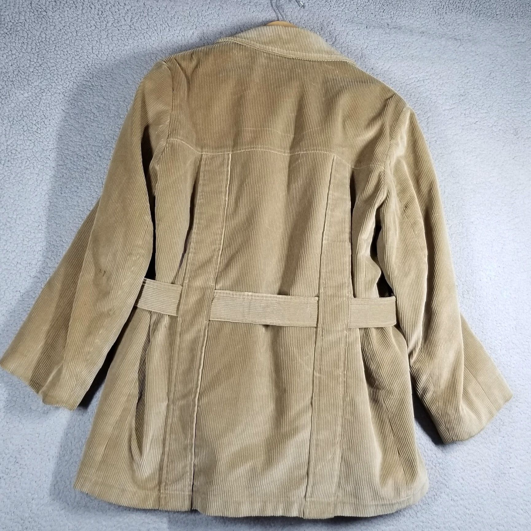 Abercrombie & Fitch VINTAGE Abercrombie & Fitch Out O' Gloucester Coat Woman Small Beige Corduroy Coat Size US S / EU 44-46 / 1 - 3 Thumbnail