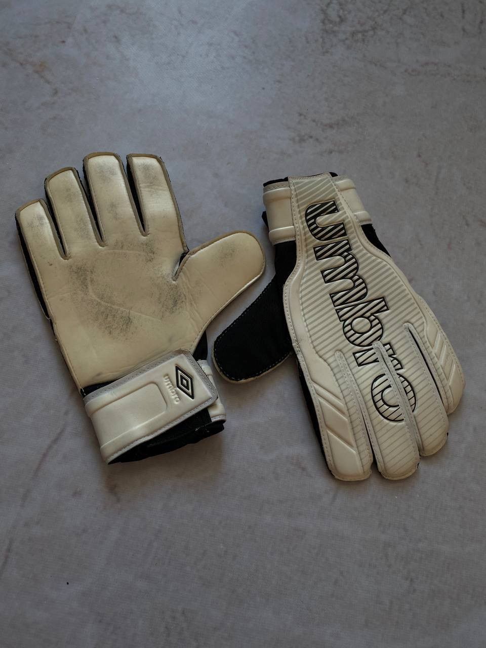 Umbro × Vintage Vintage Umbro Goalkeeper Gloves Size ONE SIZE - 1 Thumbnail
