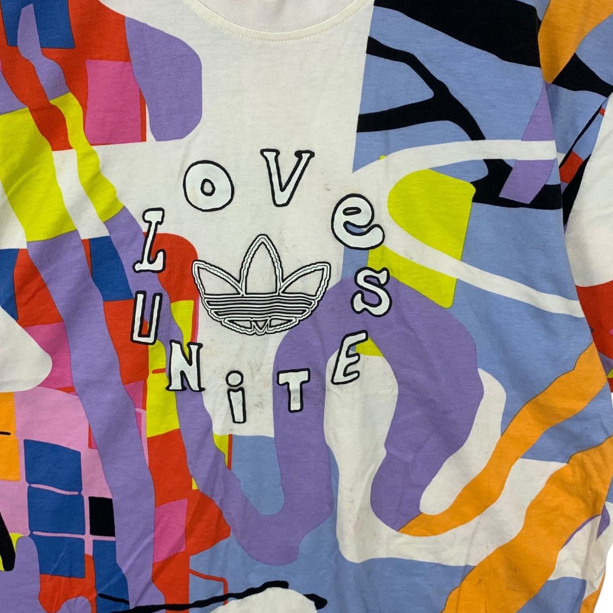 Adidas ADIDAS ORIGINALS Love Unites Multicolor Baggy Tee Shirt Top Size M / US 6-8 / IT 42-44 - 3 Thumbnail