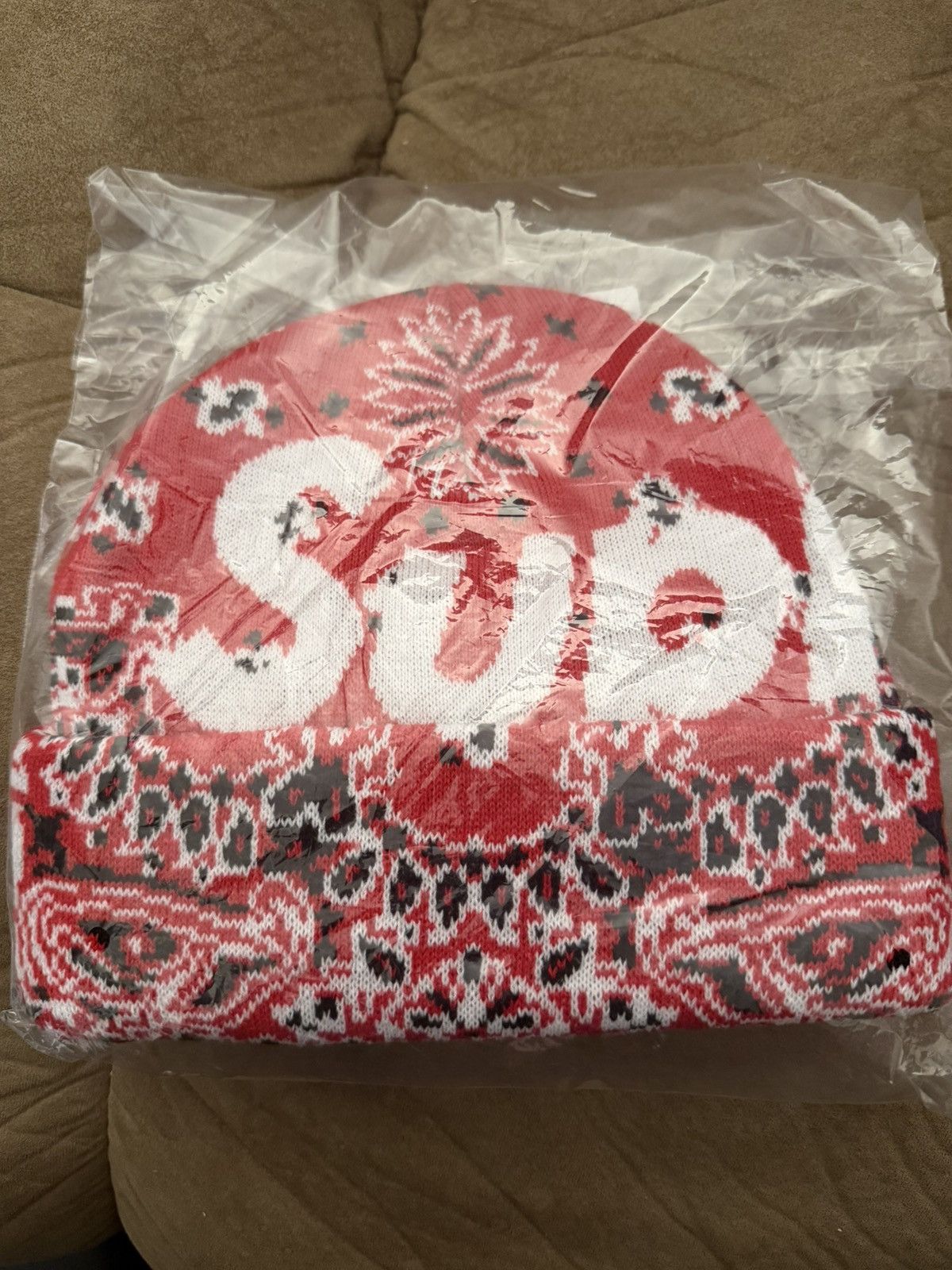 Supreme Supreme Red Bandana Big Logo Beanie Size ONE SIZE - 1 Thumbnail