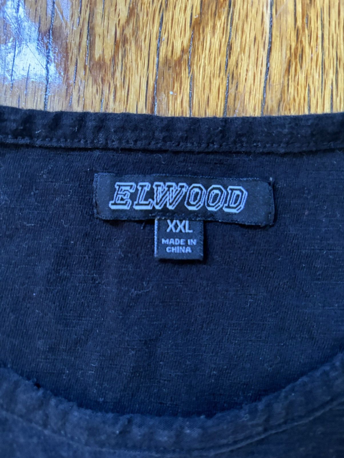 Elwood Elwood Curved Hem T-shirt Size US XXL / EU 58 / 5 - 2 Thumbnail