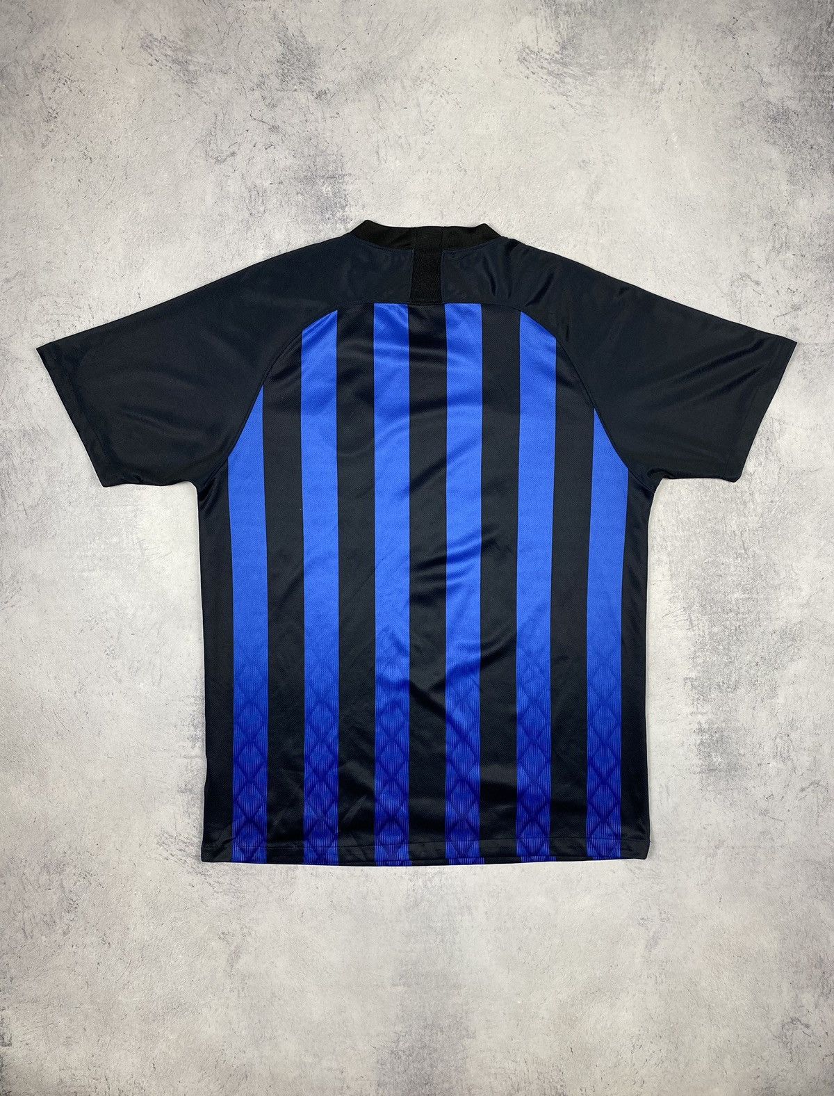 Nike Vintage Nike Inter Milan soccer jersey size L Size US L / EU 52-54 / 3 - 10 Thumbnail