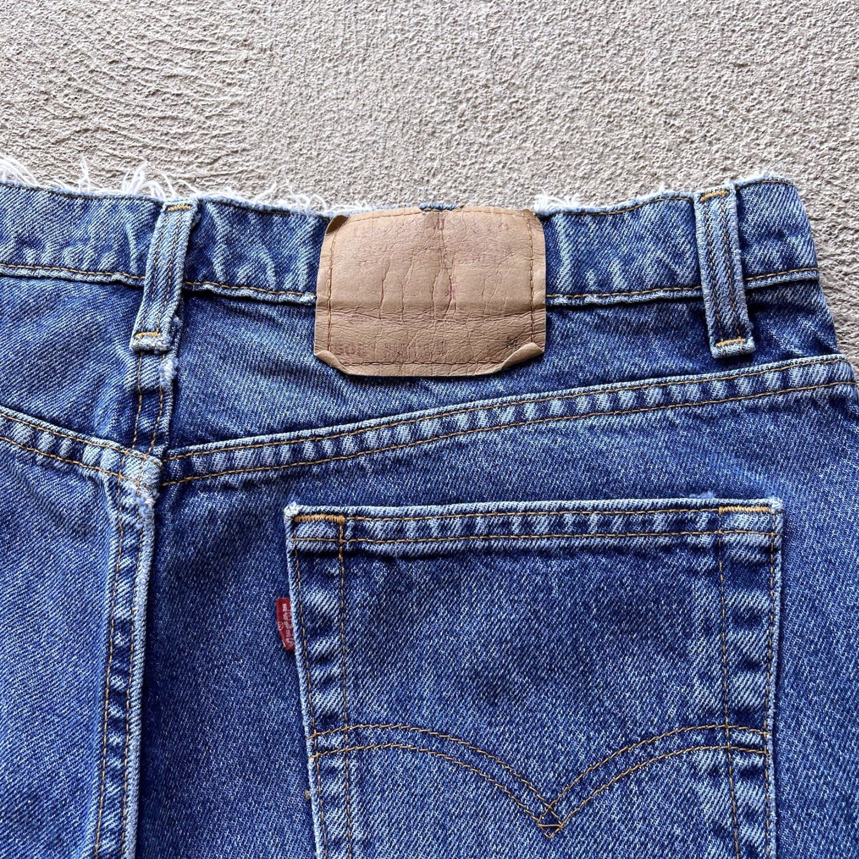 Levi's VINTAGE Levi's Shorts 34 Blue Denim Cut-Off Baggy 90s Womens Size 24" / US 00 / IT 34 - 4 Thumbnail