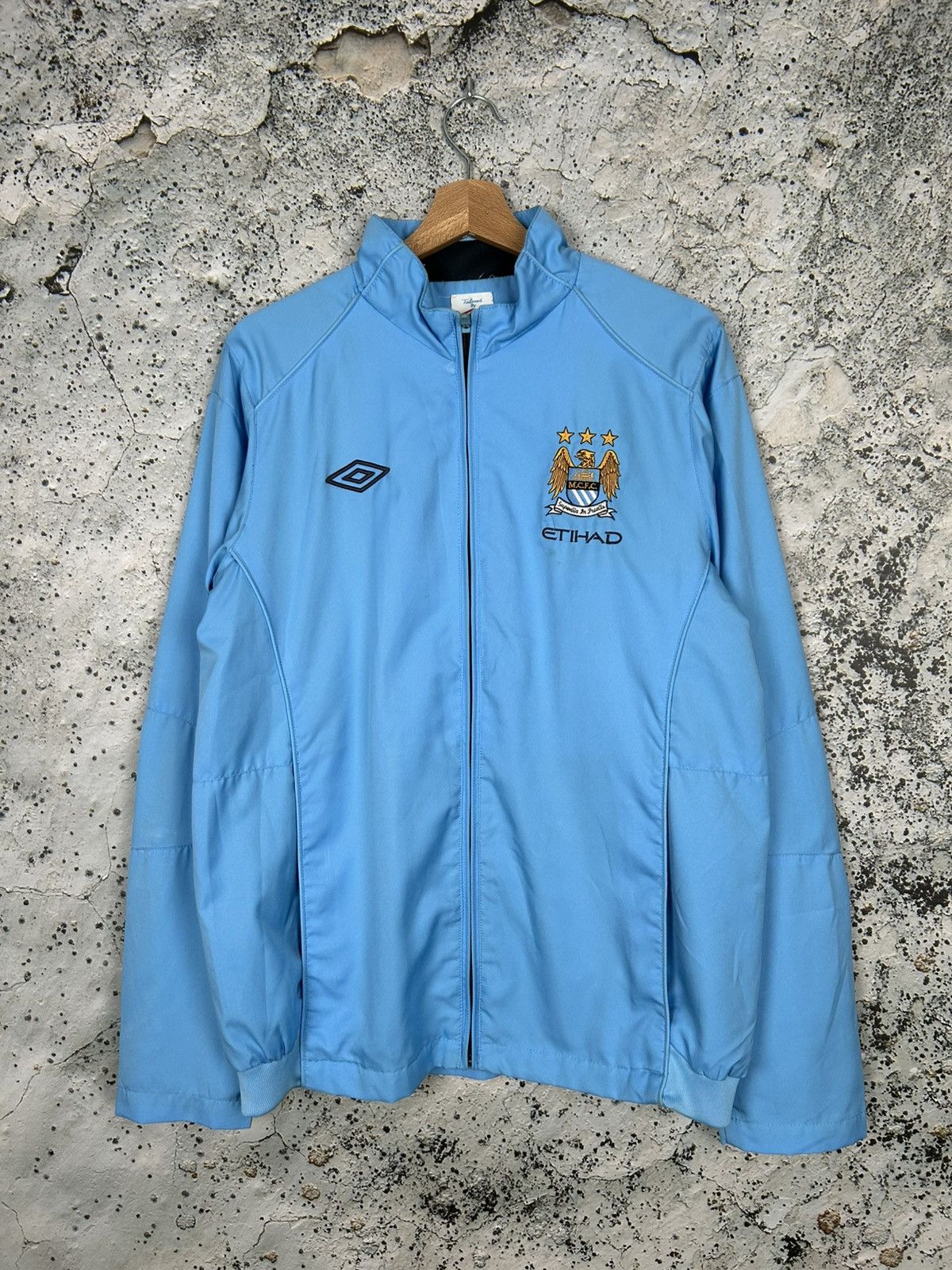 Umbro Manchester City Umbro Football Sweatshirt Soccer Jersey Rare Size US M / EU 48-50 / 2 - 1 Thumbnail
