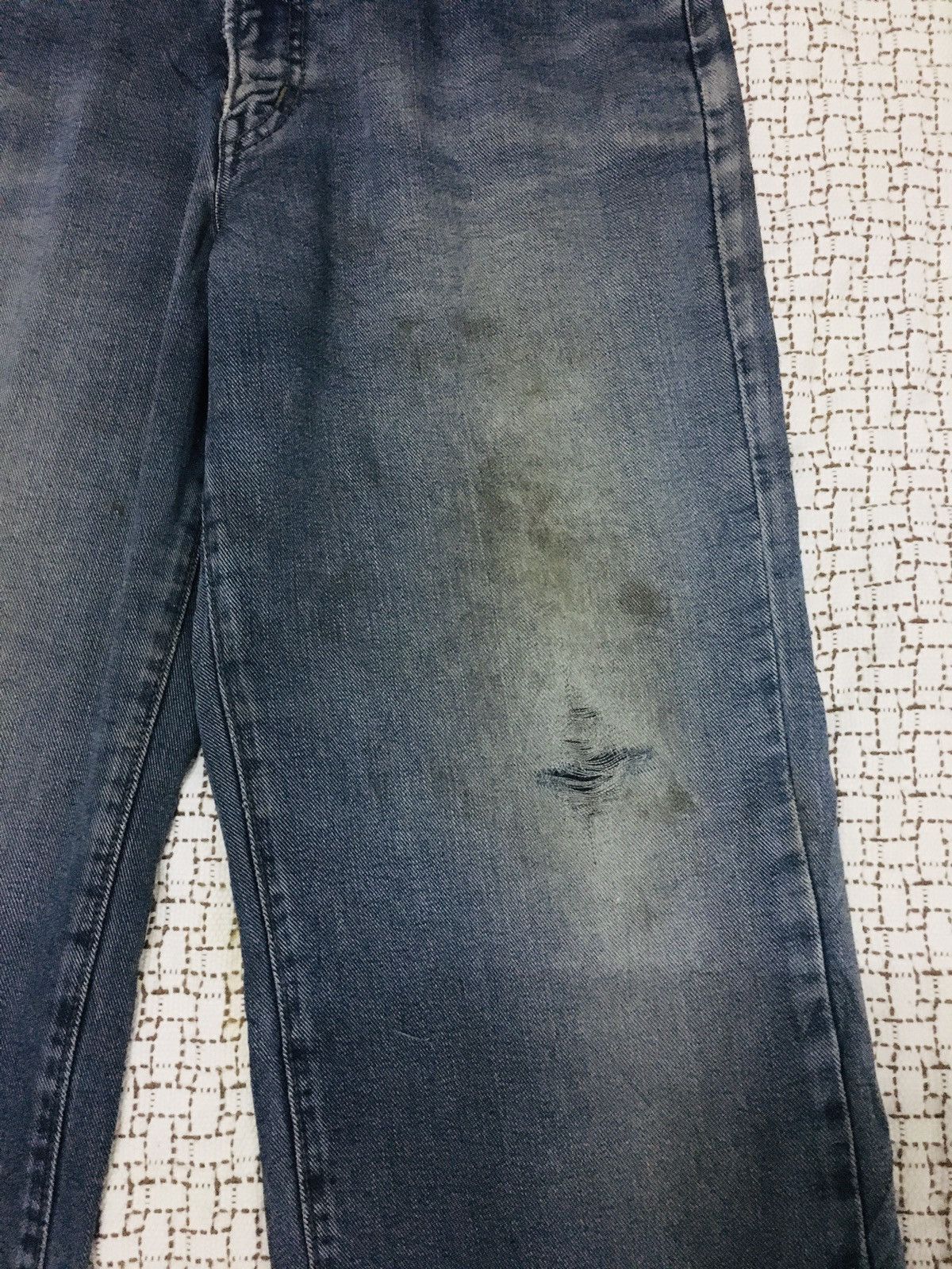 Japanese Brand Brappers Soft Denim Distressed Jeans (17) Size US 27 - 4 Thumbnail