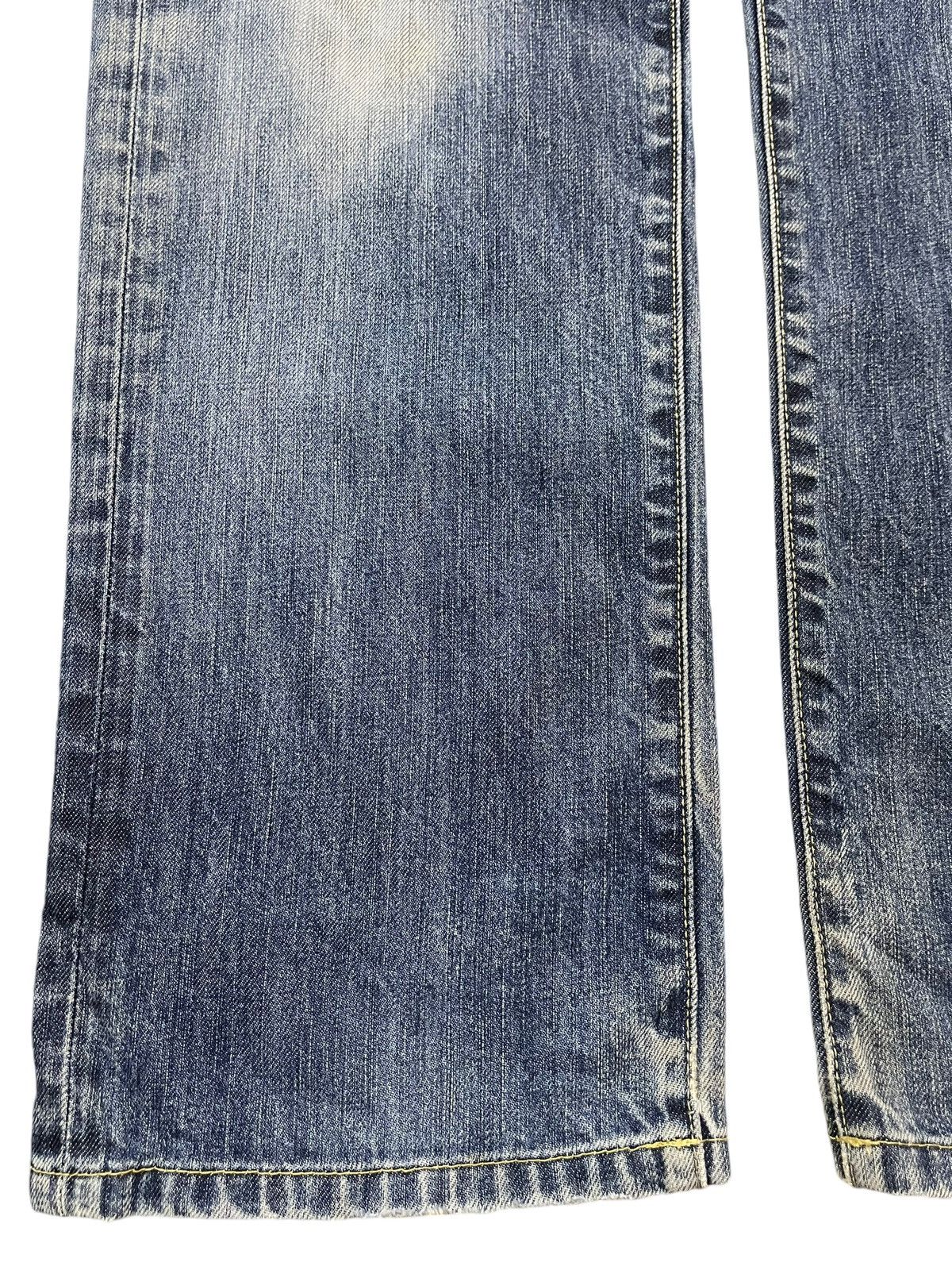 Uniqlo Vintage Y2K Japanese Uniqlo Blue Faded Wash Straight Loose Size US 34 / EU 50 - 7 Thumbnail