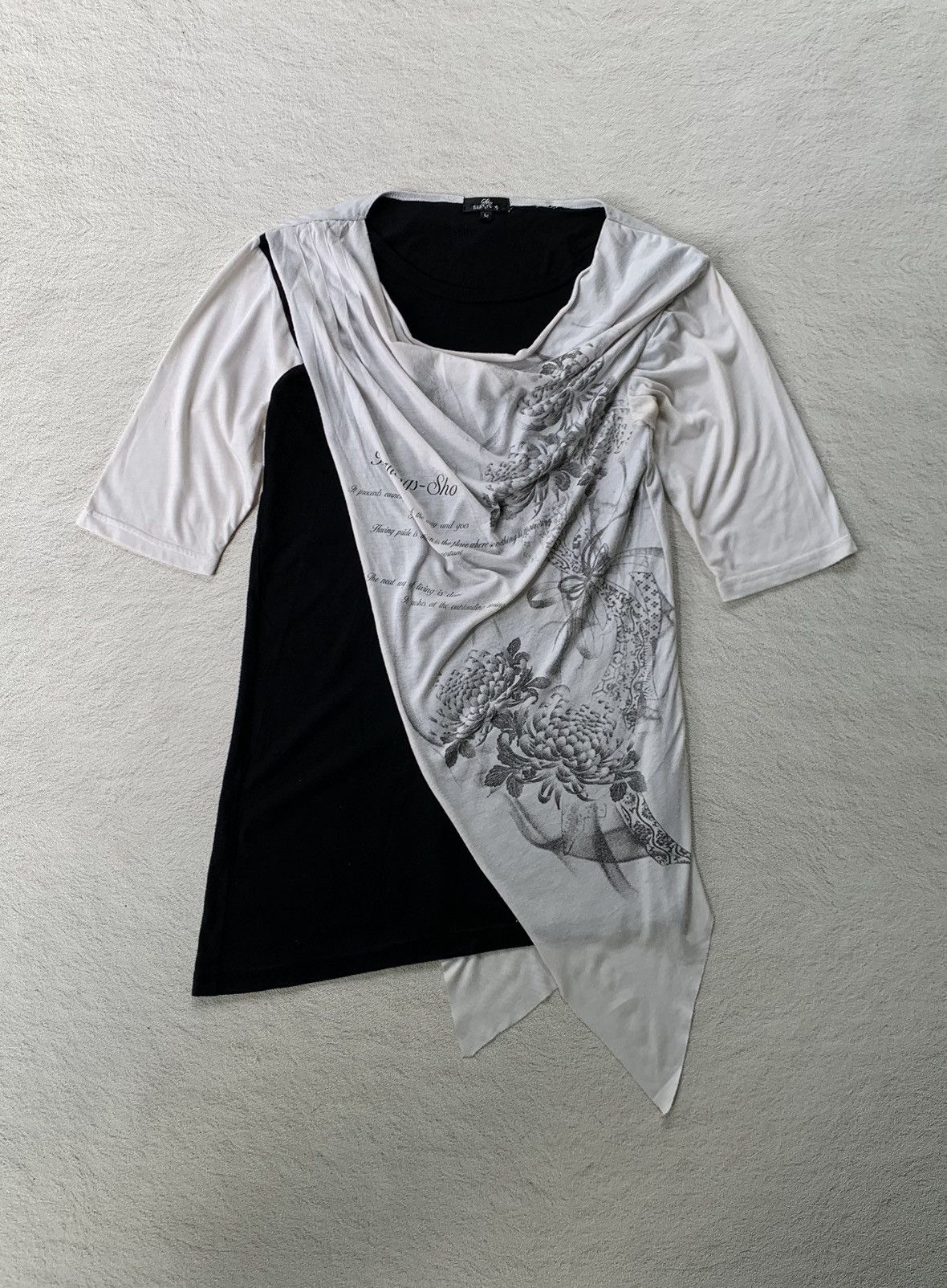 2000s Berning Sho Double Layer Assymetric Tshirt