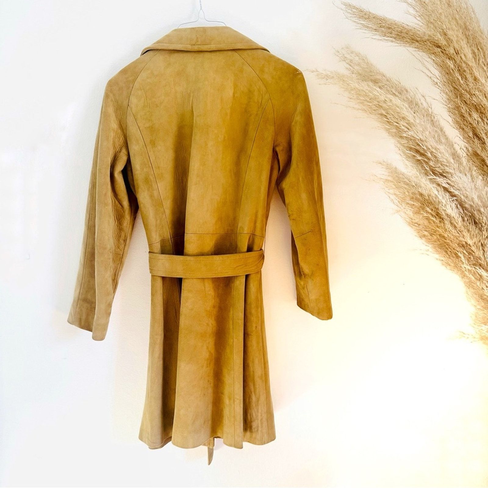 Vintage VINTAGE Beige Tan Camel Suede Leather Trench Coat Tie Jacket Size M / US 6-8 / IT 42-44 - 4 Thumbnail
