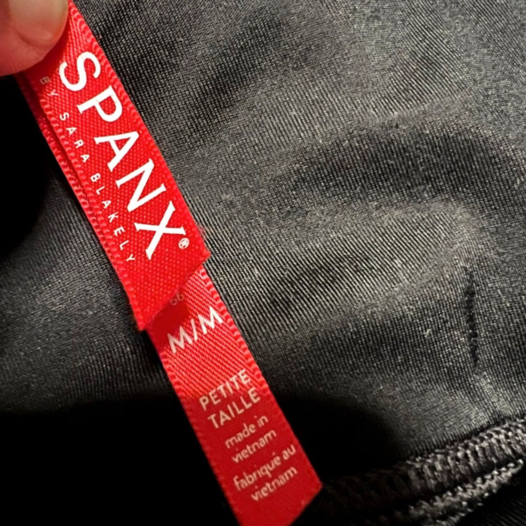 Spanx SPANX Leggings Pants Womens Medium Petite Faux Leather Shiny Metallic Pants Black Mens? Size 32" / US 10 / IT 46 - 5 Thumbnail