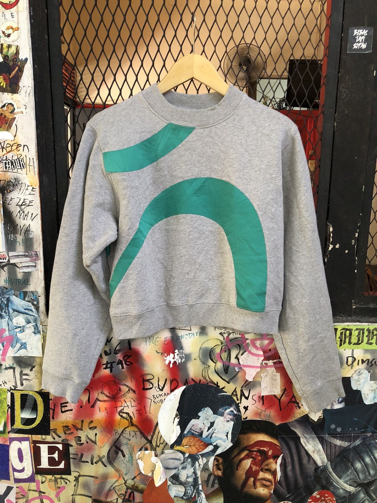 Acne Studios ACNE STUDIO “ BIRD APPLIQUE “ SWEATSHIRT Size XS / US 0-2 / IT 36-38 - 1 Thumbnail