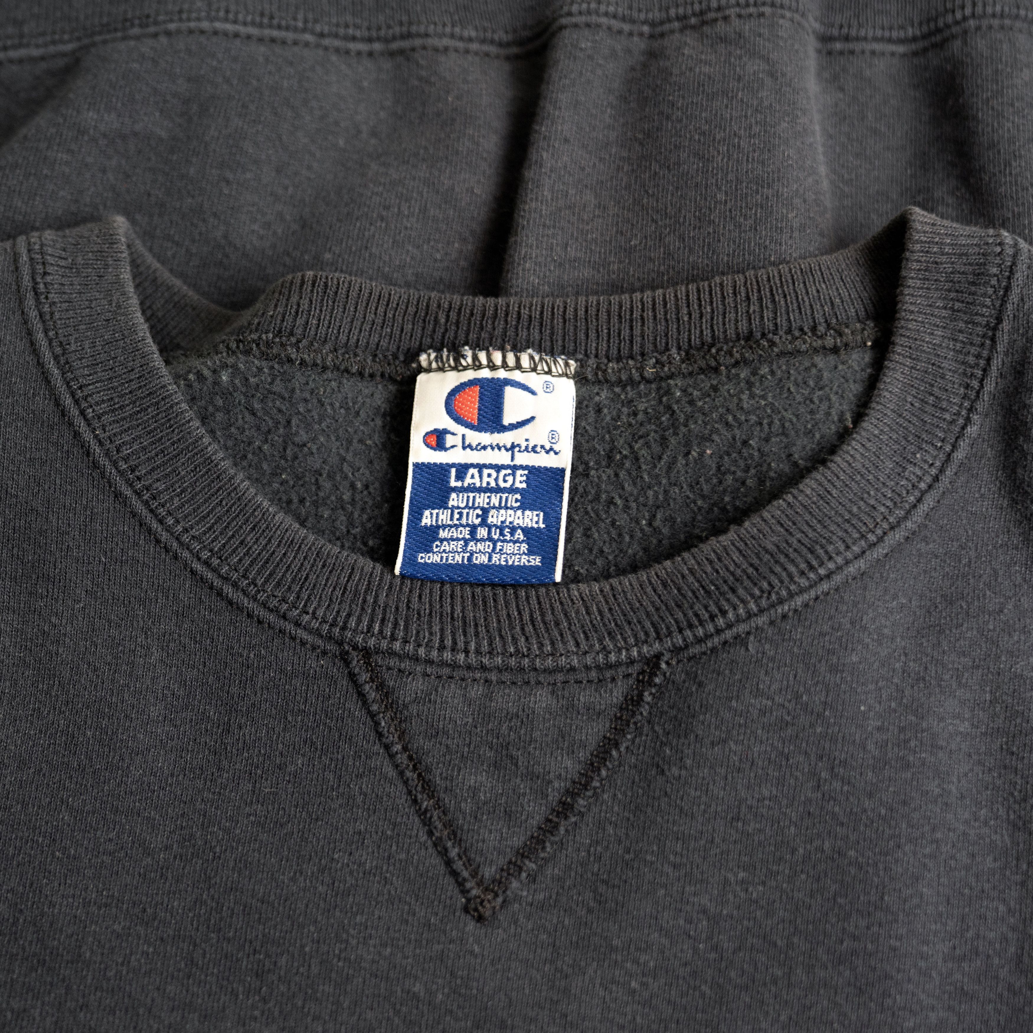 Champion Vintage 1990's Champion Faded Crewneck Size US L / EU 52-54 / 3 - 3 Thumbnail