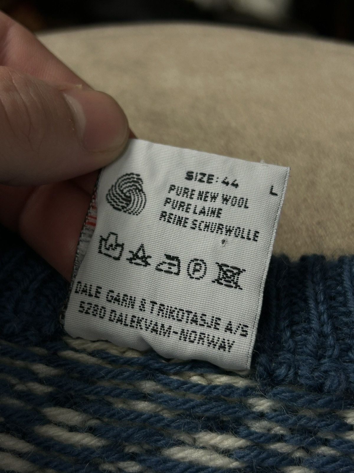 Dale Of Norway Dale of Norway Nordic Cardigan Sweater Pewter clasps Size-L Size US L / EU 52-54 / 3 - 13 Thumbnail