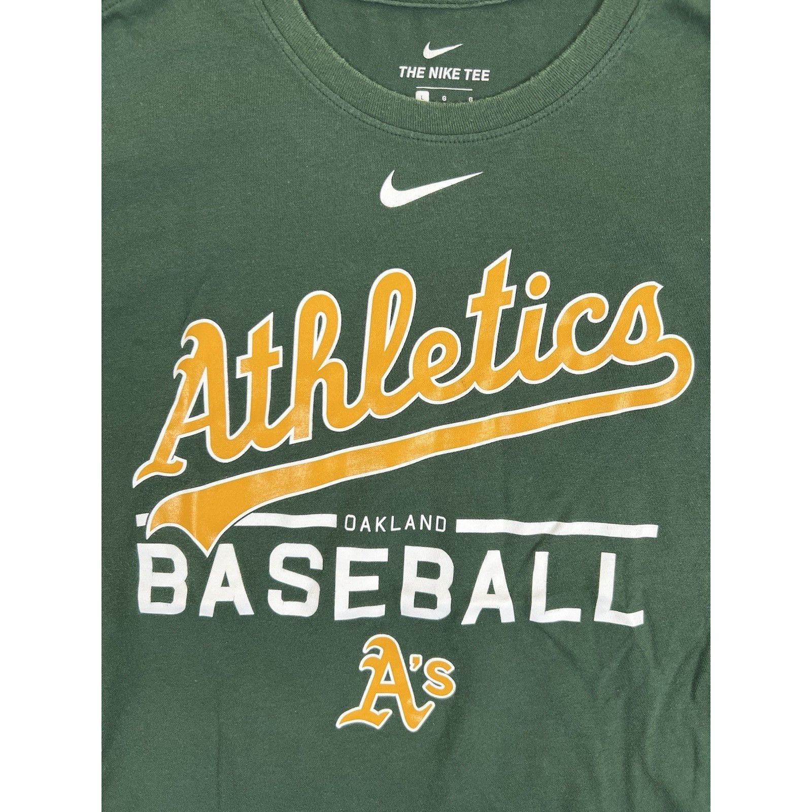 Nike Nike Oakland Athletics Dri Fit T-Shirt Size Large Center Swo Size US L / EU 52-54 / 3 - 2 Thumbnail