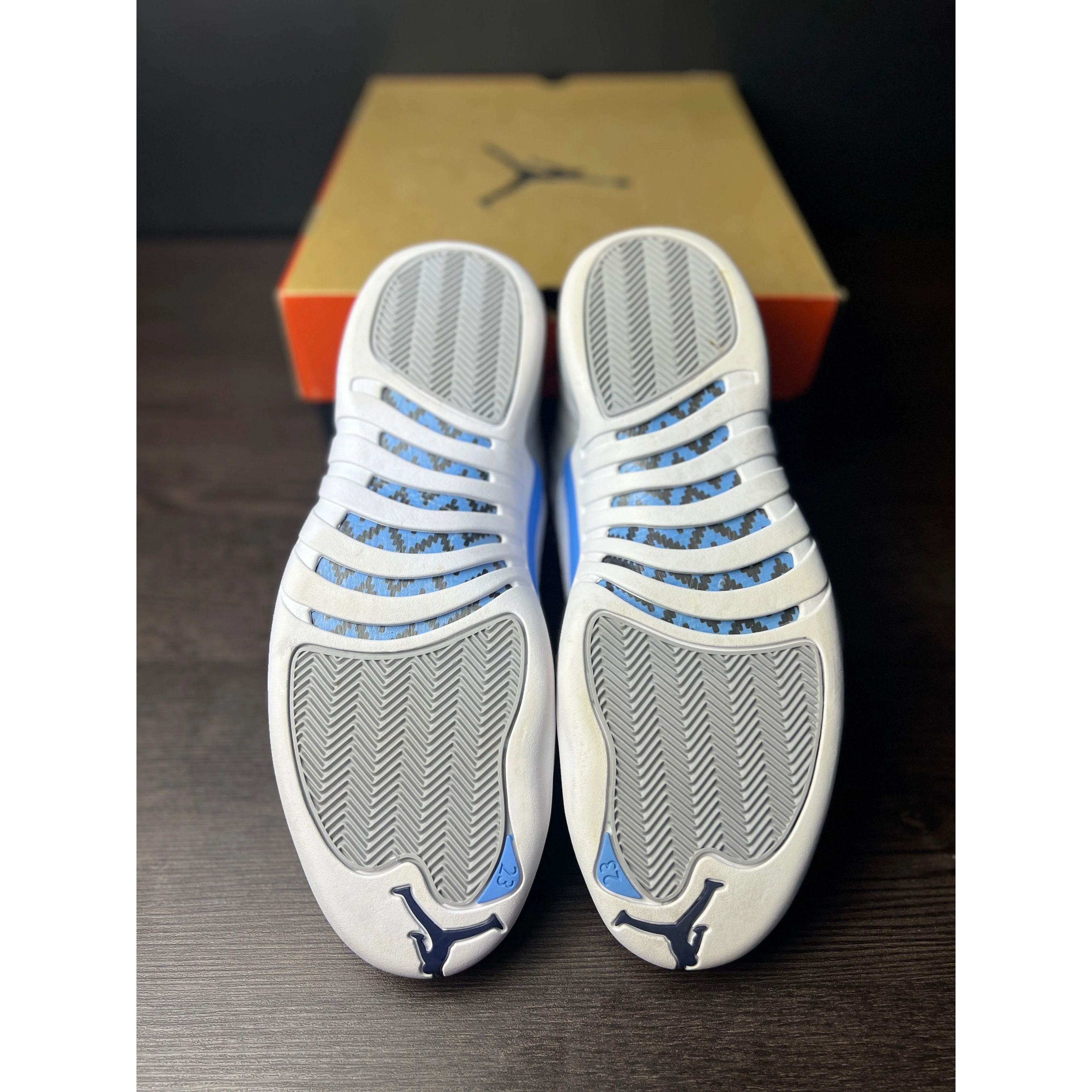 Jordan Brand Air Jordan 12 Retro "Grey University Blue" **PRE-OWNED** Size US 13 / EU 46 - 5 Thumbnail