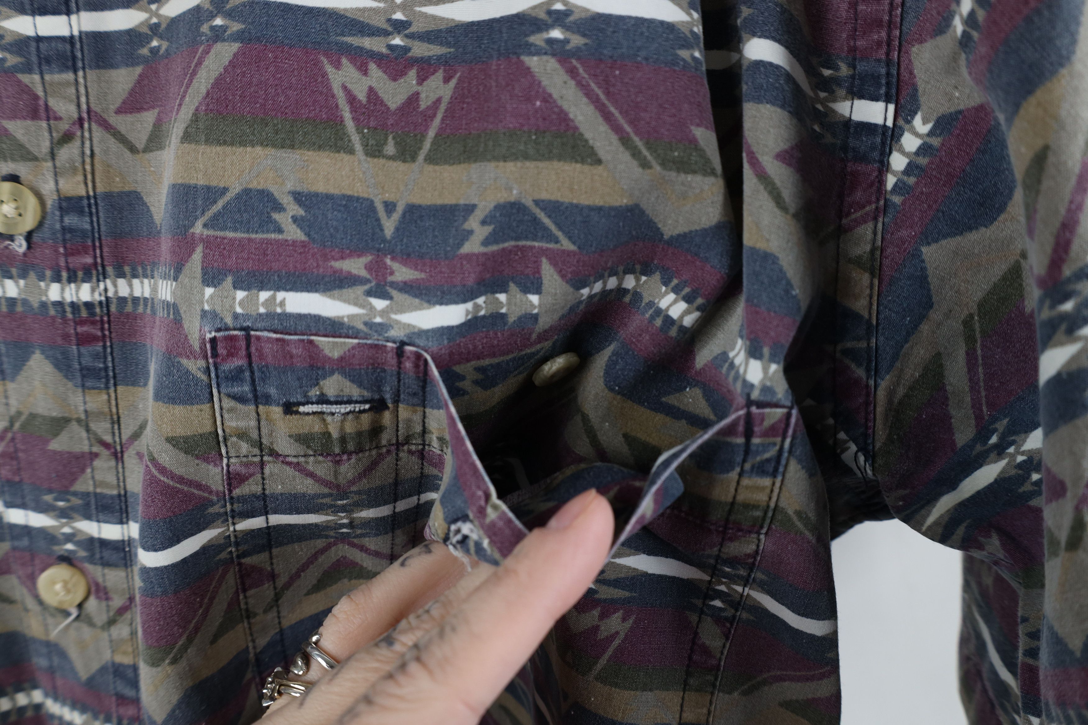 Vintage Vintage 90s Streetwear Southwestern Short Sleeve Shirt Size US L / EU 52-54 / 3 - 7 Thumbnail