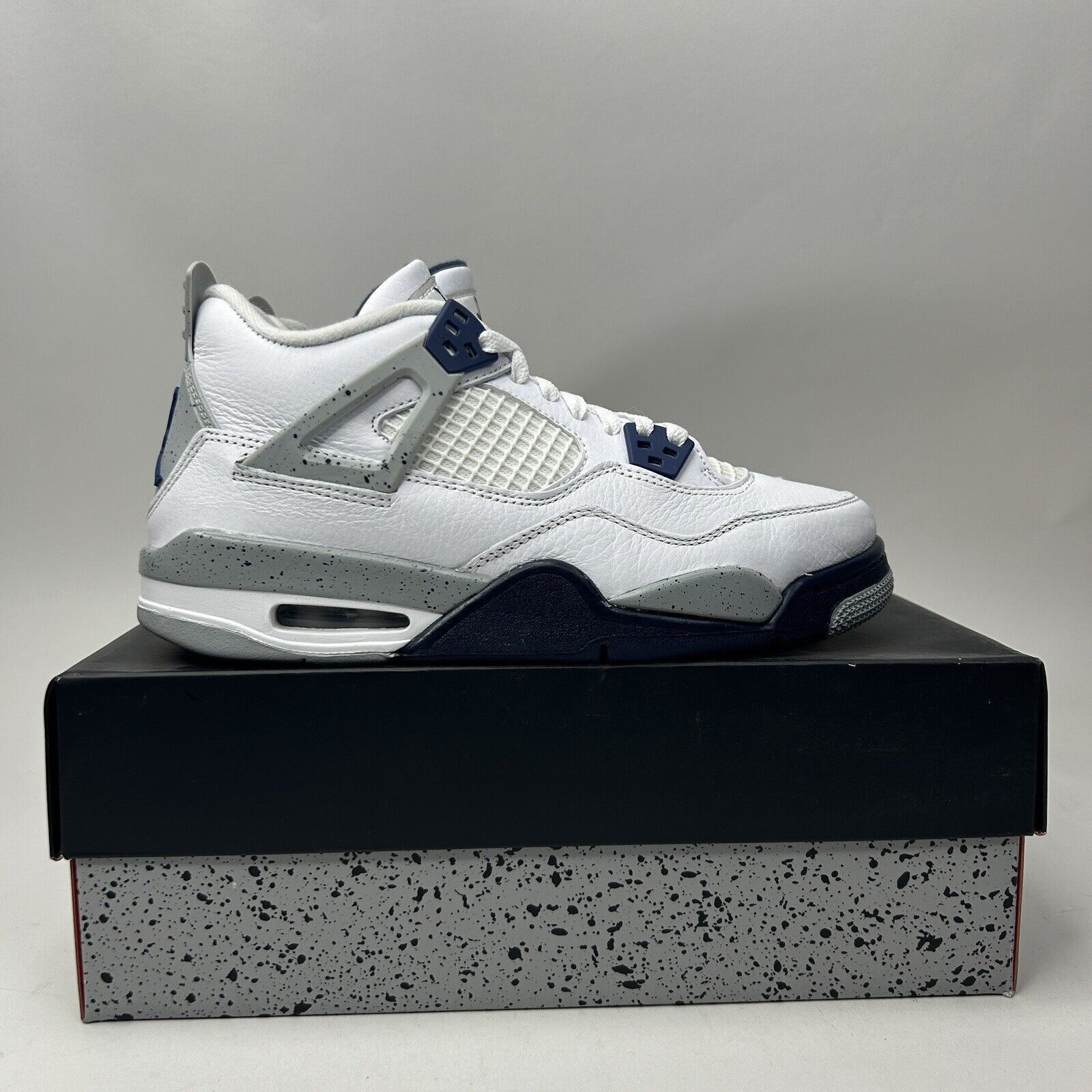 Jordan Brand Nike Air Jordan 4 Retro GS “Midnight Navy” 2023 Size US 8.5 / IT 38.5 - 4 Thumbnail