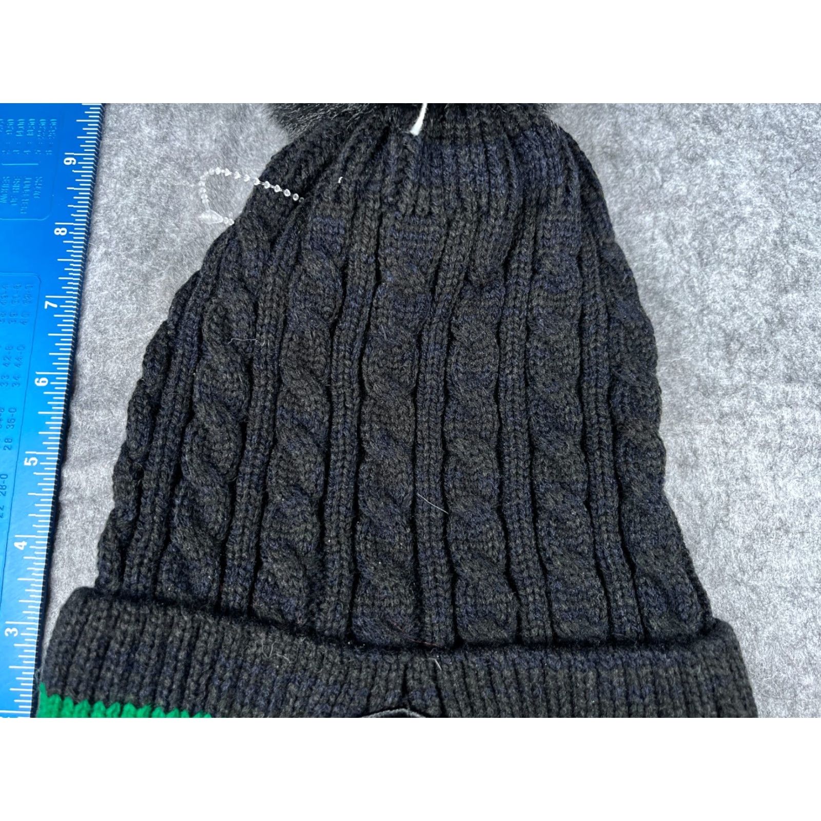 Vintage Terrasen Throne Of Glass Beanie Toque Adult OS Black Acrylic Pom Cable Knit Size ONE SIZE - 3 Thumbnail