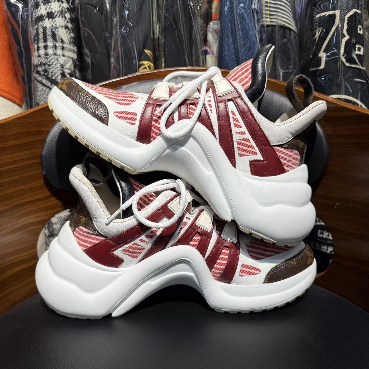Louis Vuitton LV Archlight white/red monogram leather arch kicks Size US 6 / IT 36 - 7 Thumbnail