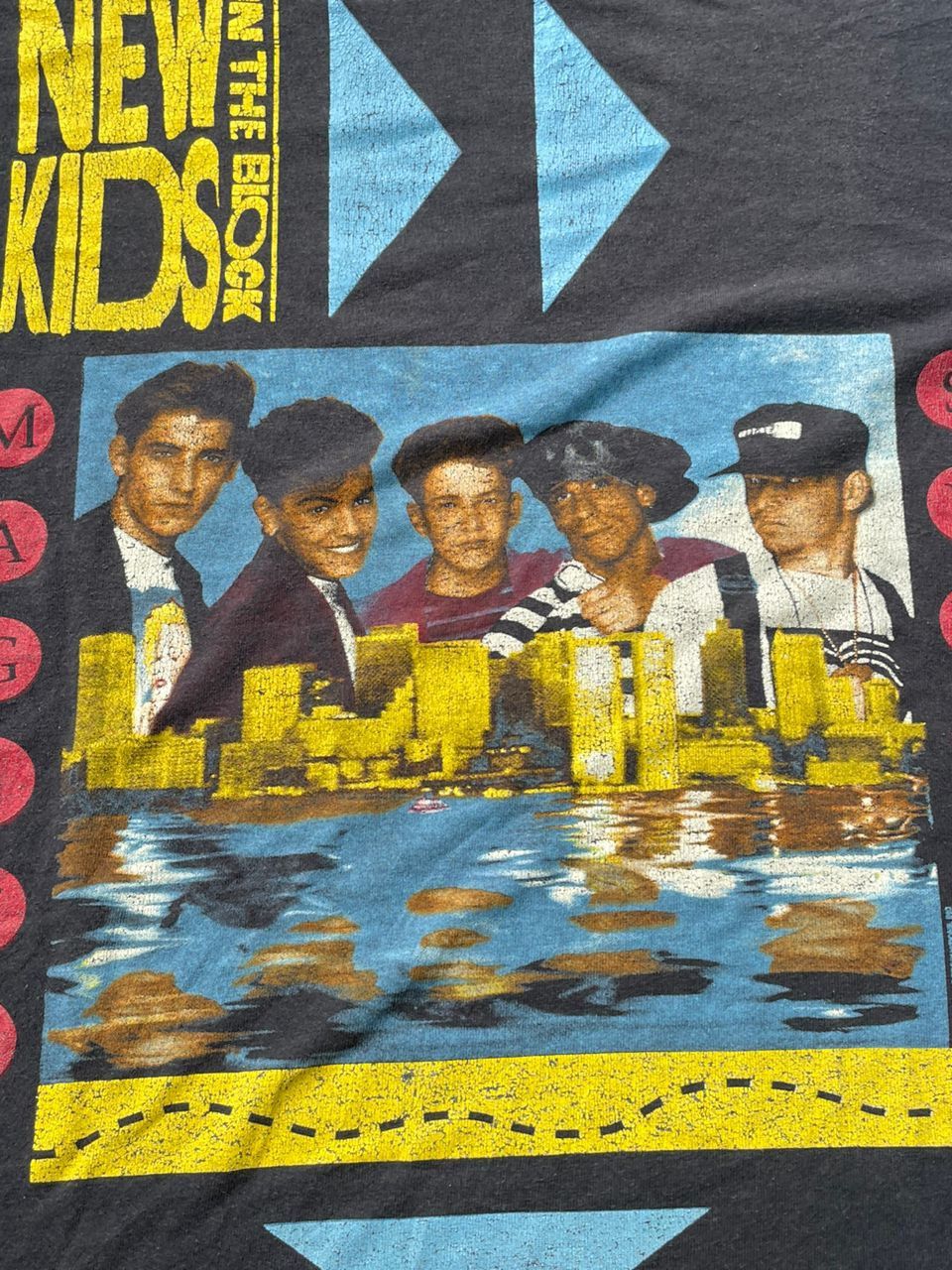 Band Tees Vintage 90s New Kids On The Block Magic Summer Band Tees Size US M / EU 48-50 / 2 - 5 Thumbnail