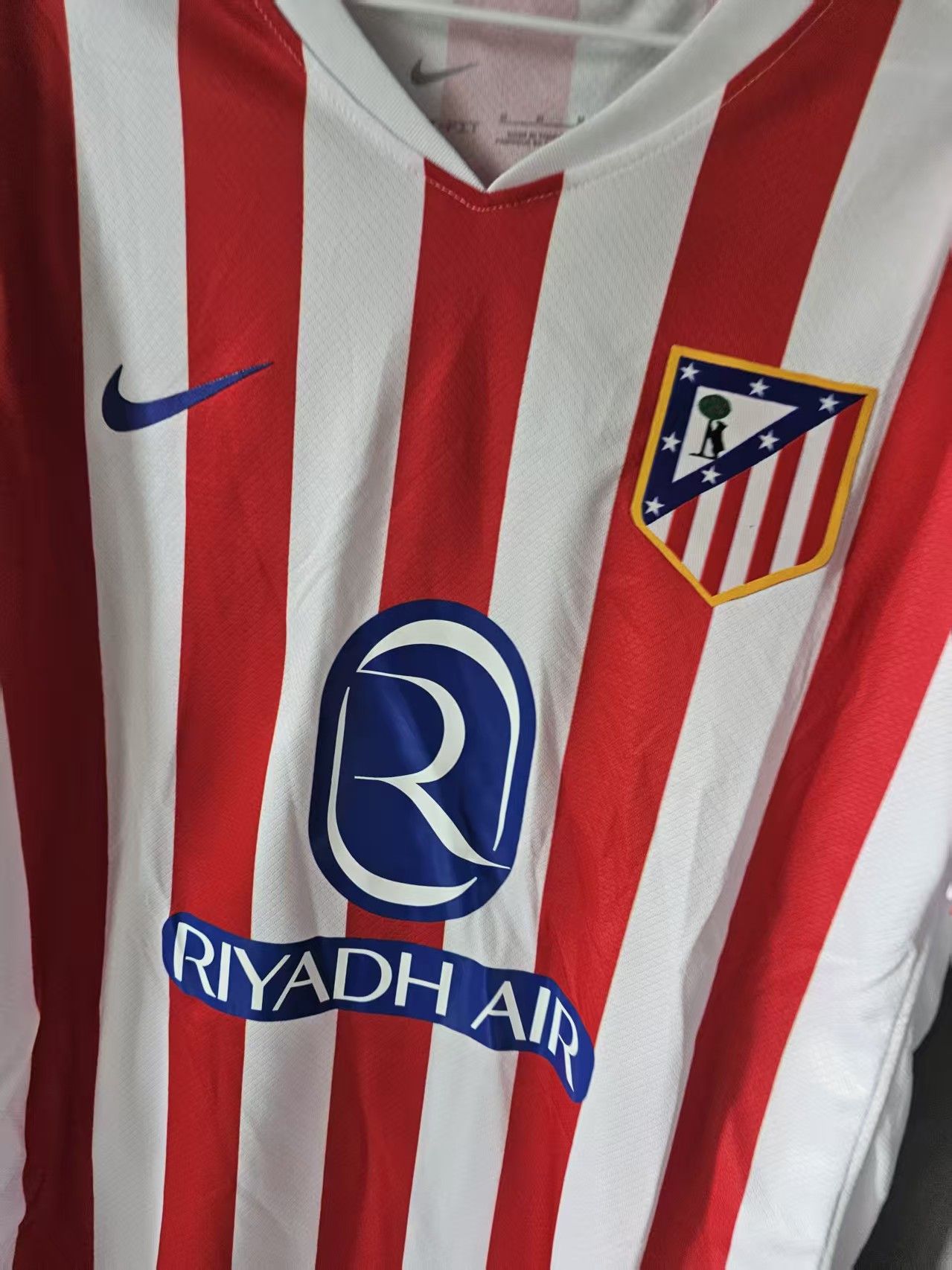 Other 2025 2026 Atlético de Madrid 7 Griezmann Jersey Home Size US M / EU 48-50 / 2 - 4 Thumbnail