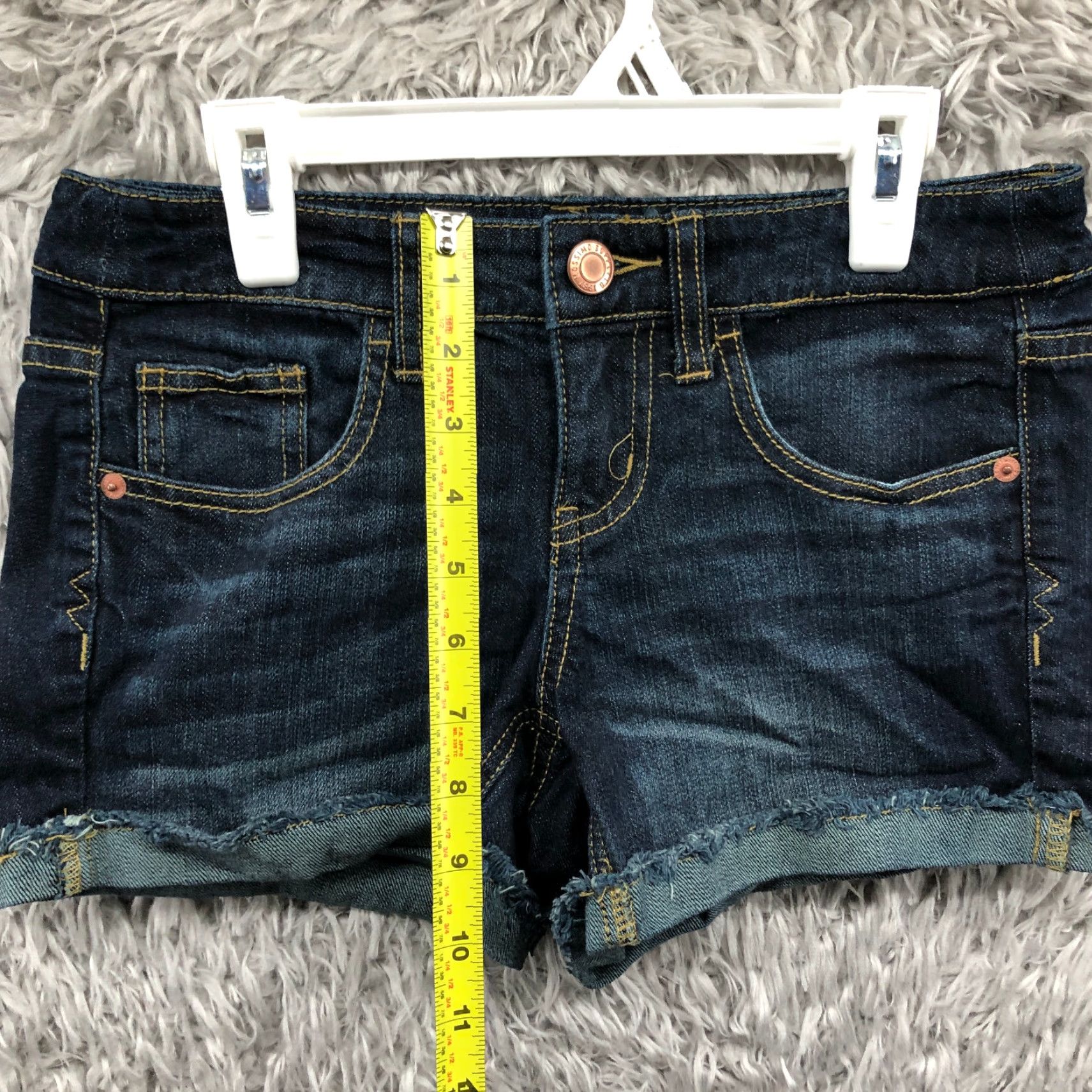 Mossimo Mossimo Shorts Juniors Size 5 Mid Rise Dark Wash Blue Denim Jean Shorts Size 27" / US 4 / IT 40 - 3 Thumbnail